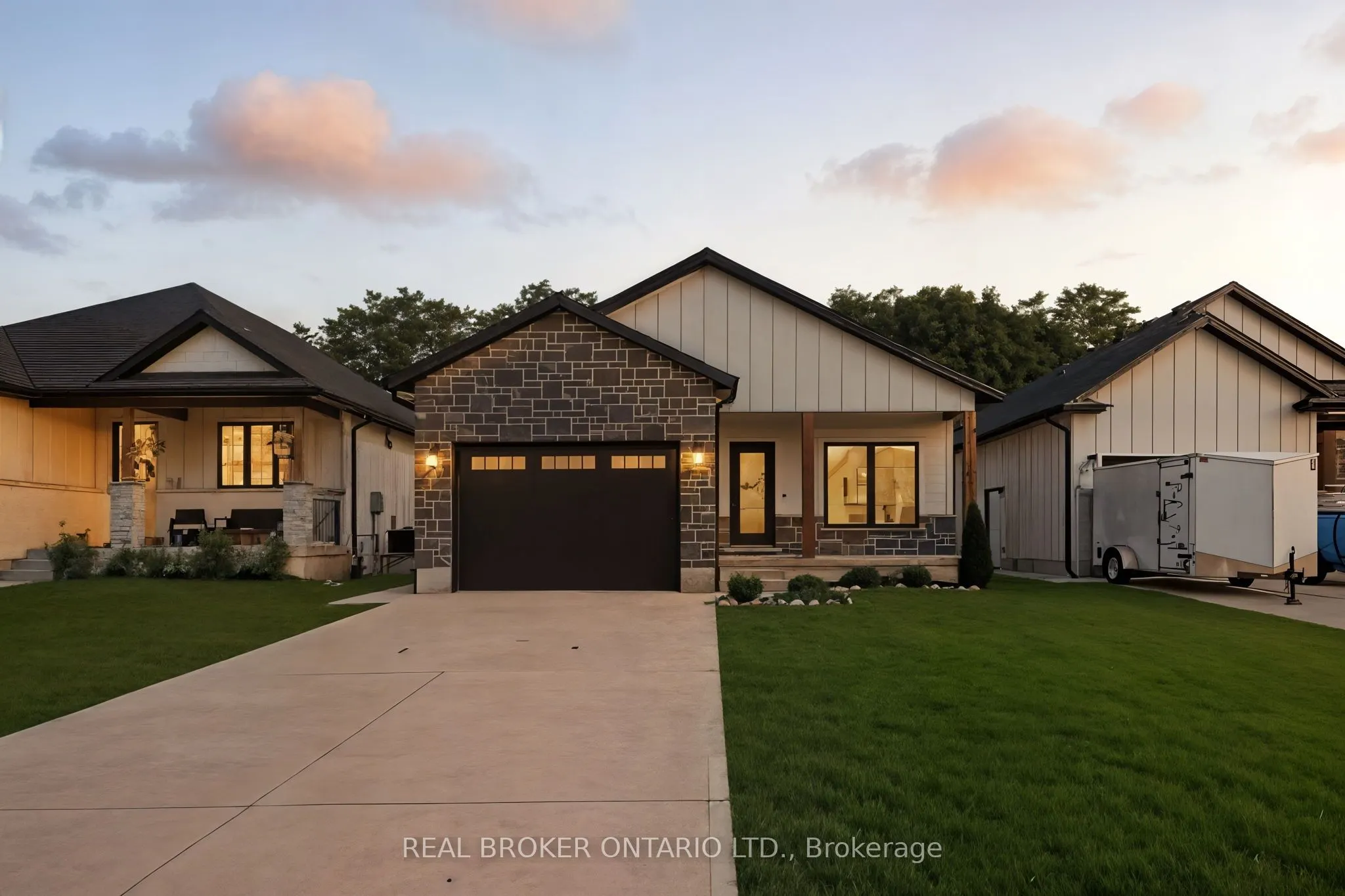 7 Macneil Court