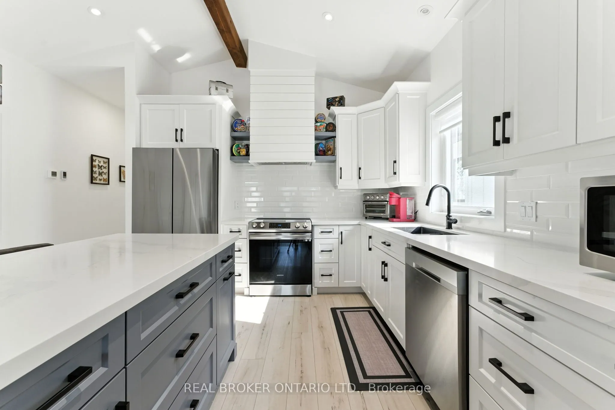 7 Macneil Court