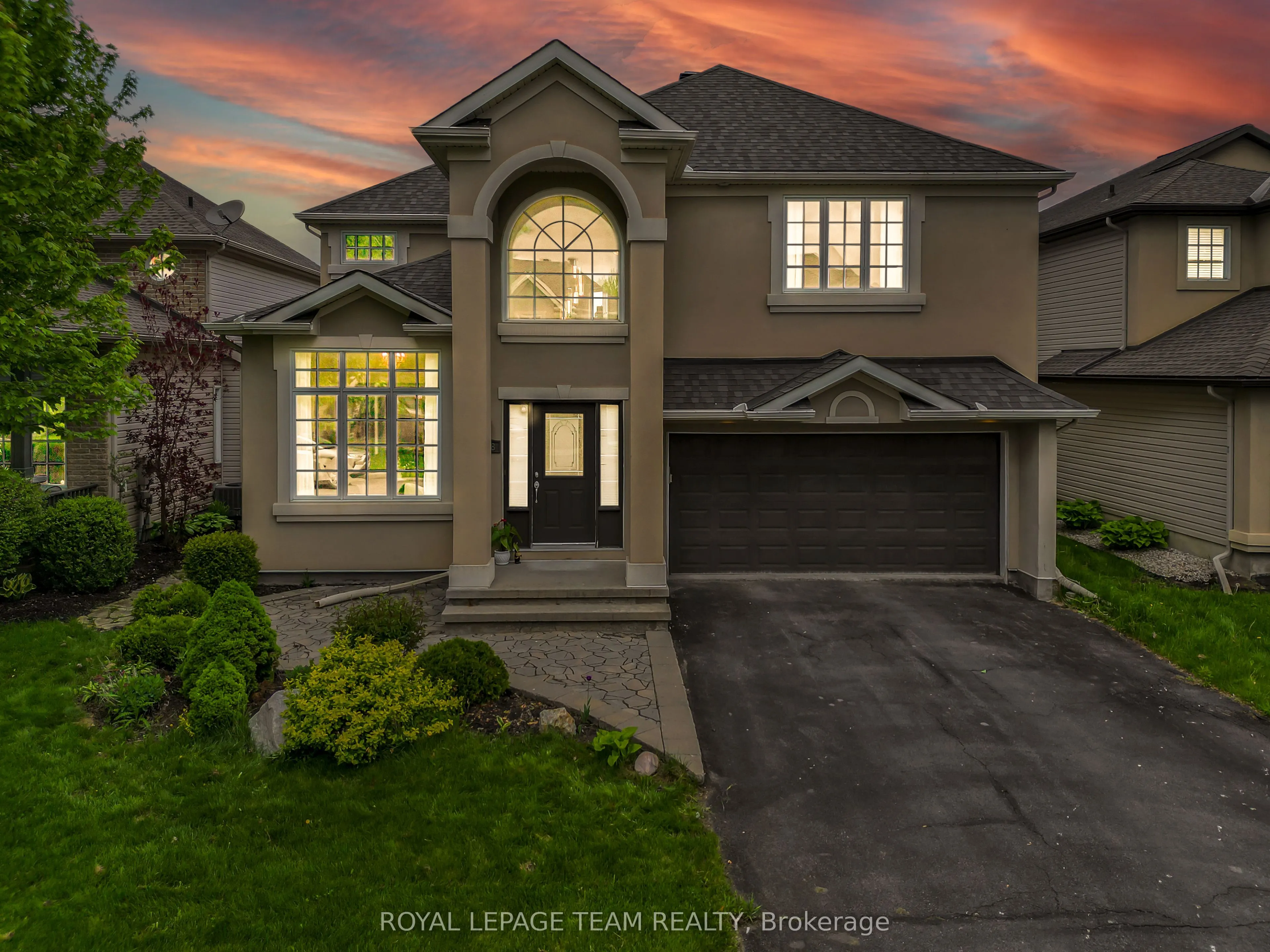 3728 Mountain Meadows Crescent