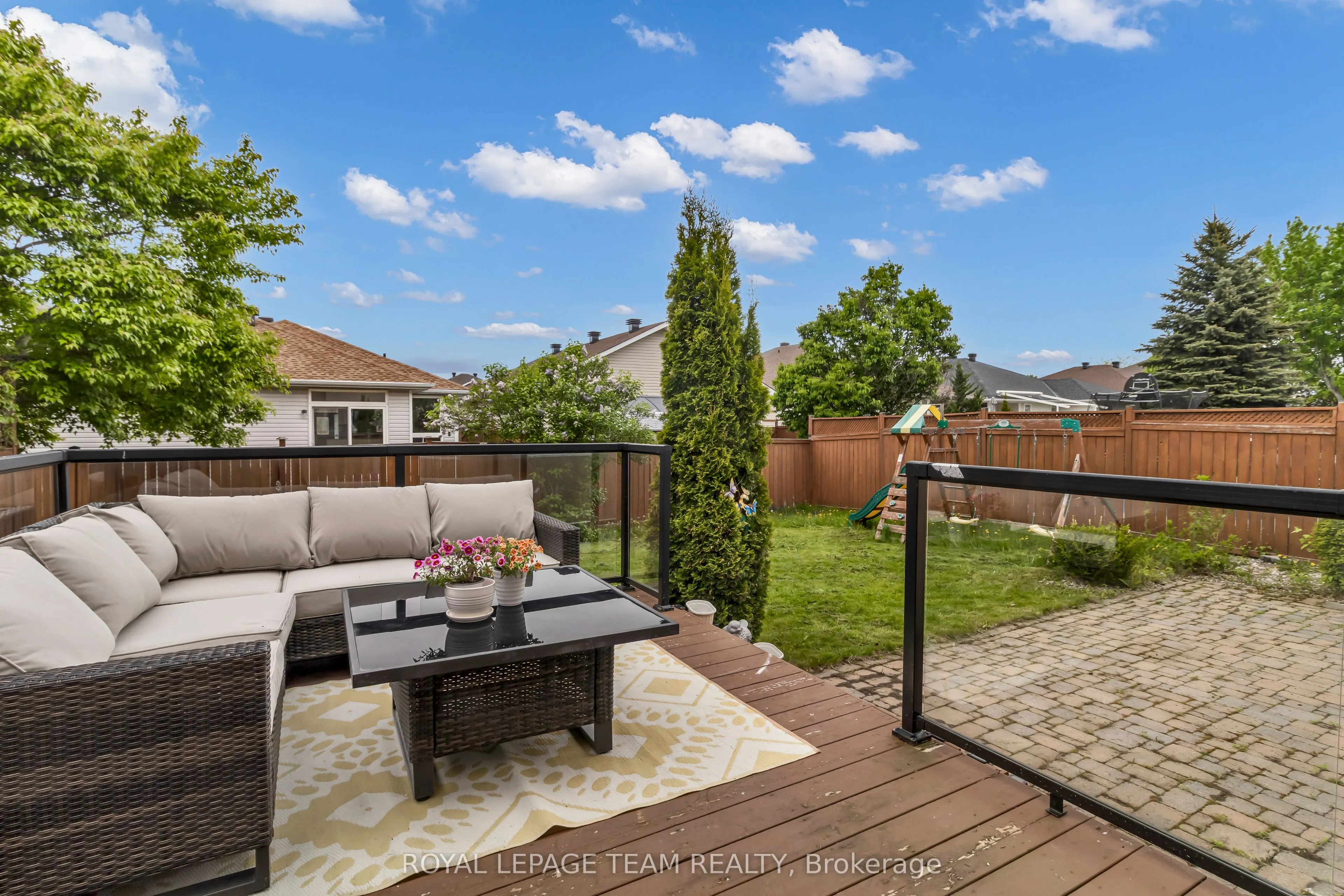 3728 Mountain Meadows Crescent