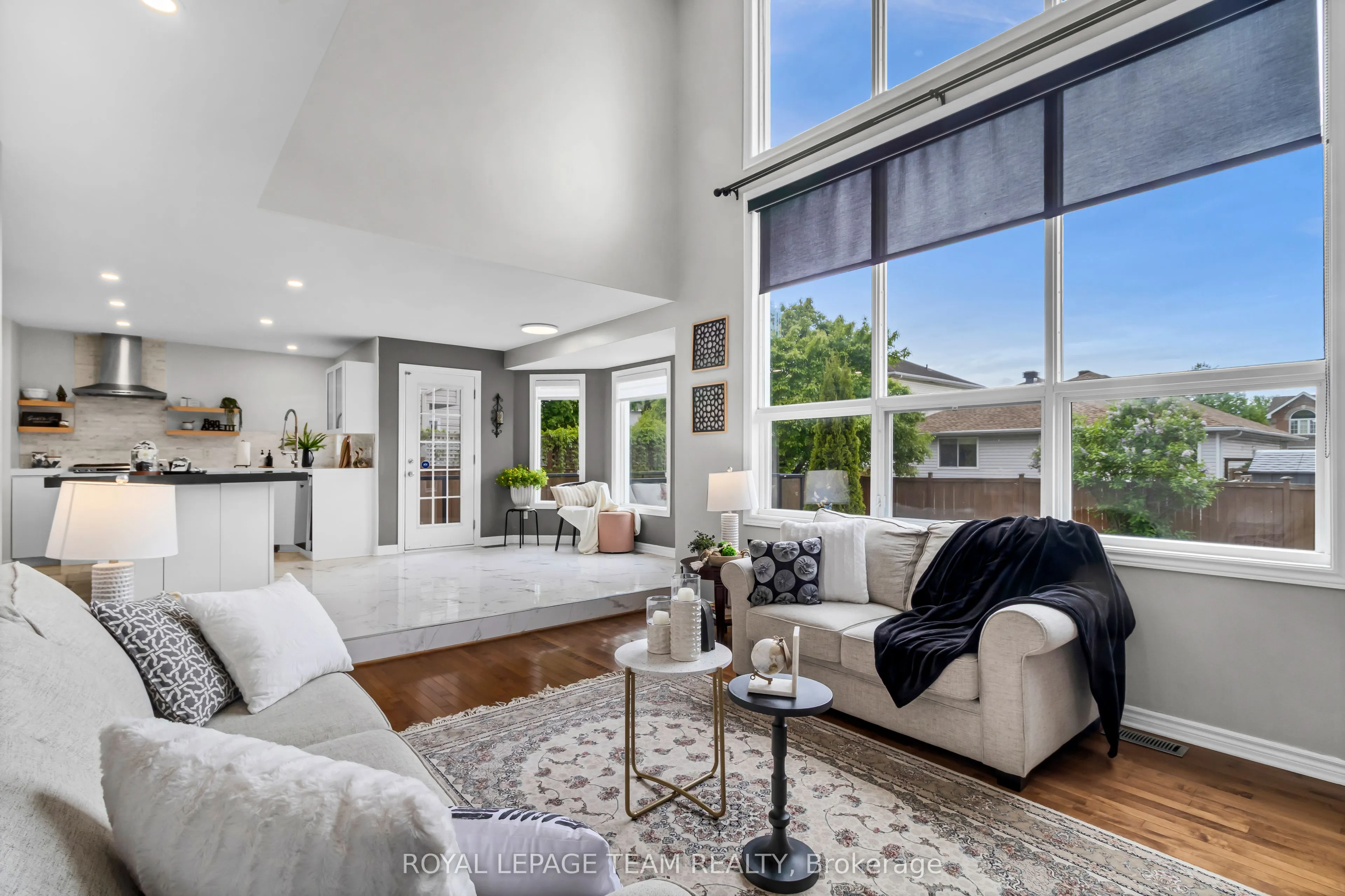 3728 Mountain Meadows Crescent