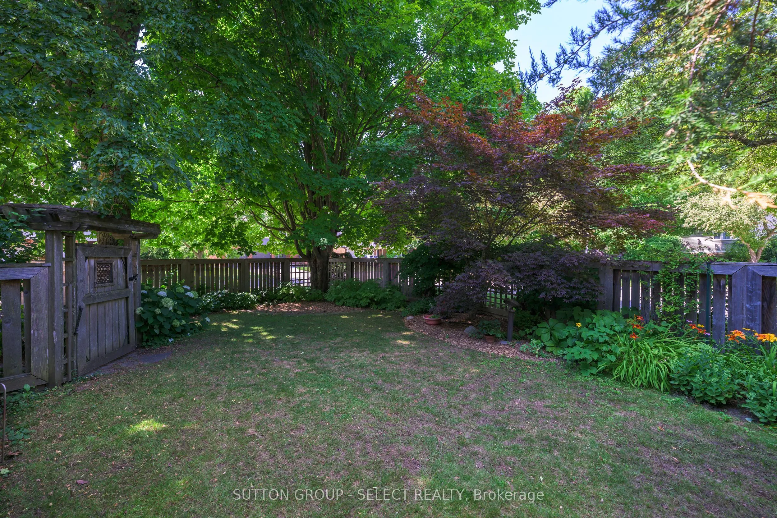19 Spencer Crescent