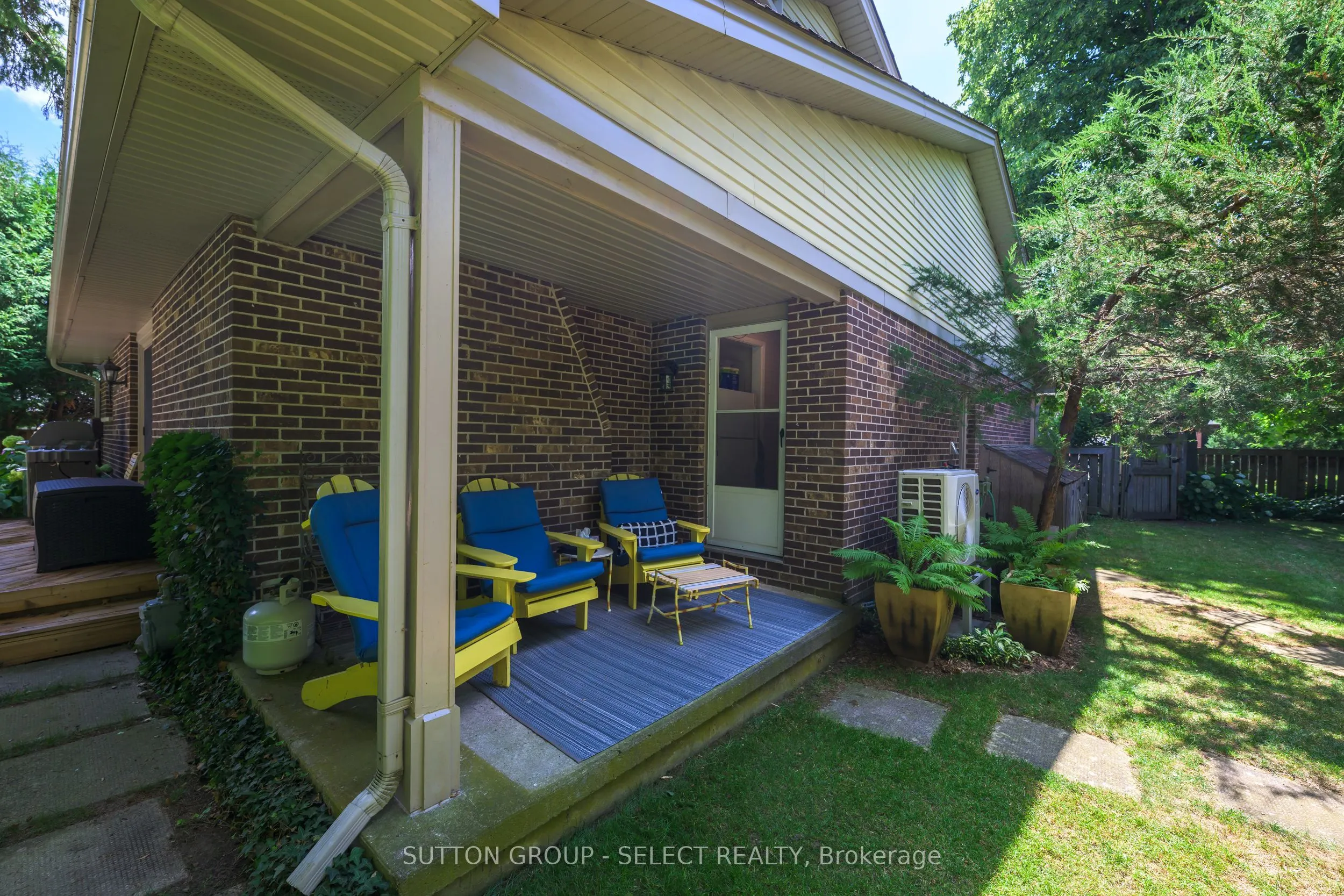 19 Spencer Crescent
