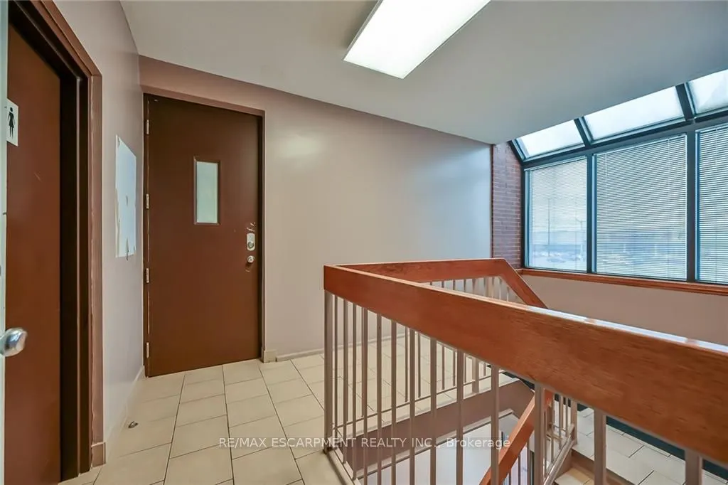 54 Centennial Parkway N