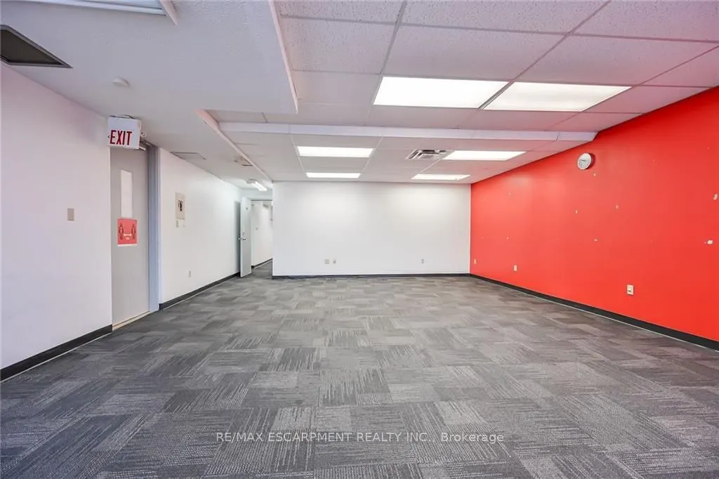 54 Centennial Parkway N