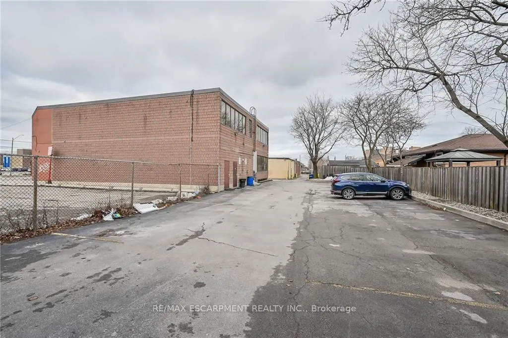54 Centennial Parkway N