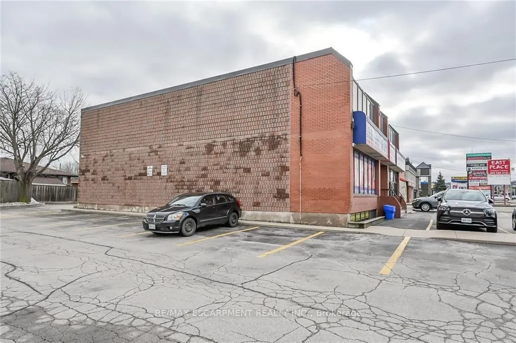 54 Centennial Parkway N
