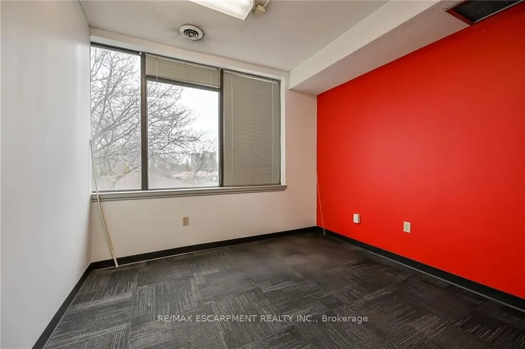 54 Centennial Parkway N