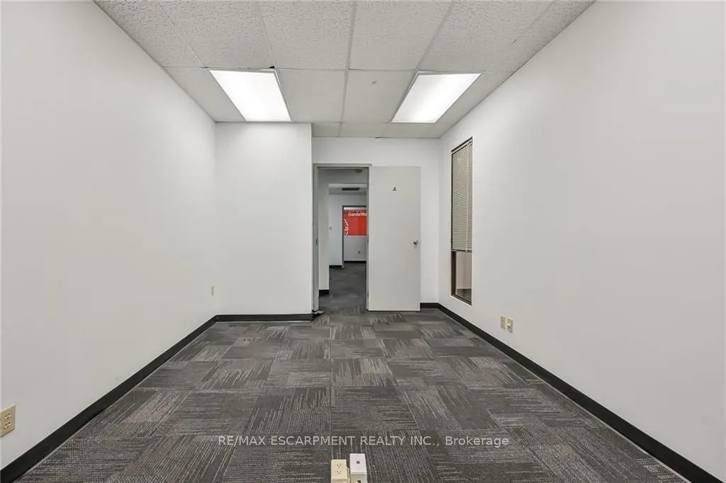 54 Centennial Parkway N