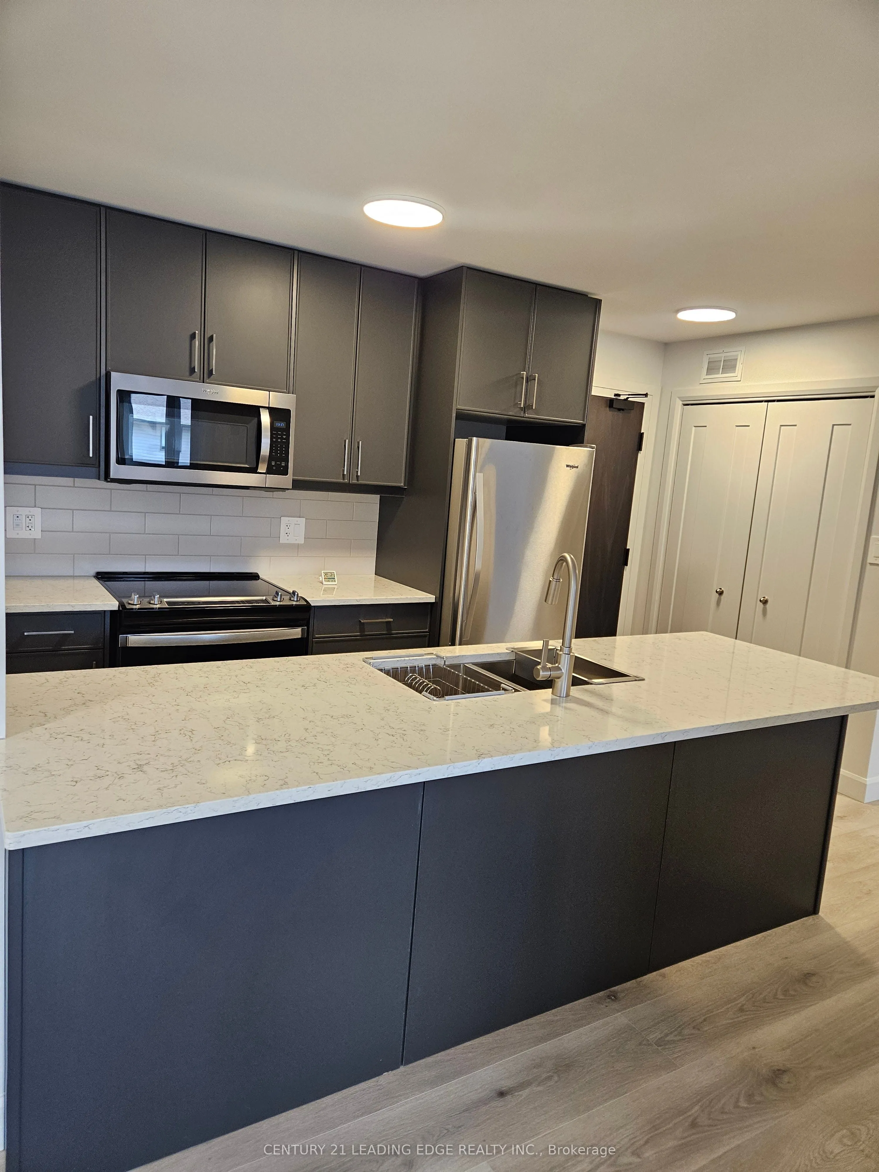 30 Hillside Meadow Drive, #206