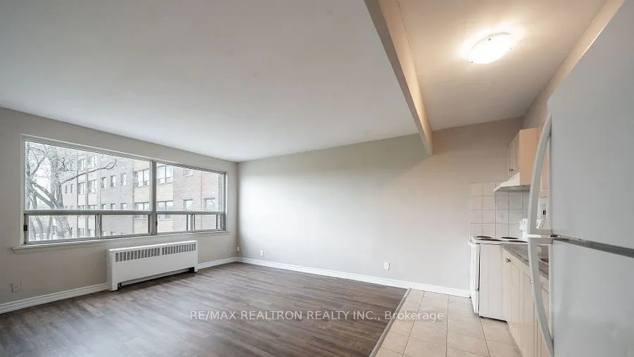 468 Ottawa Street, #725B
