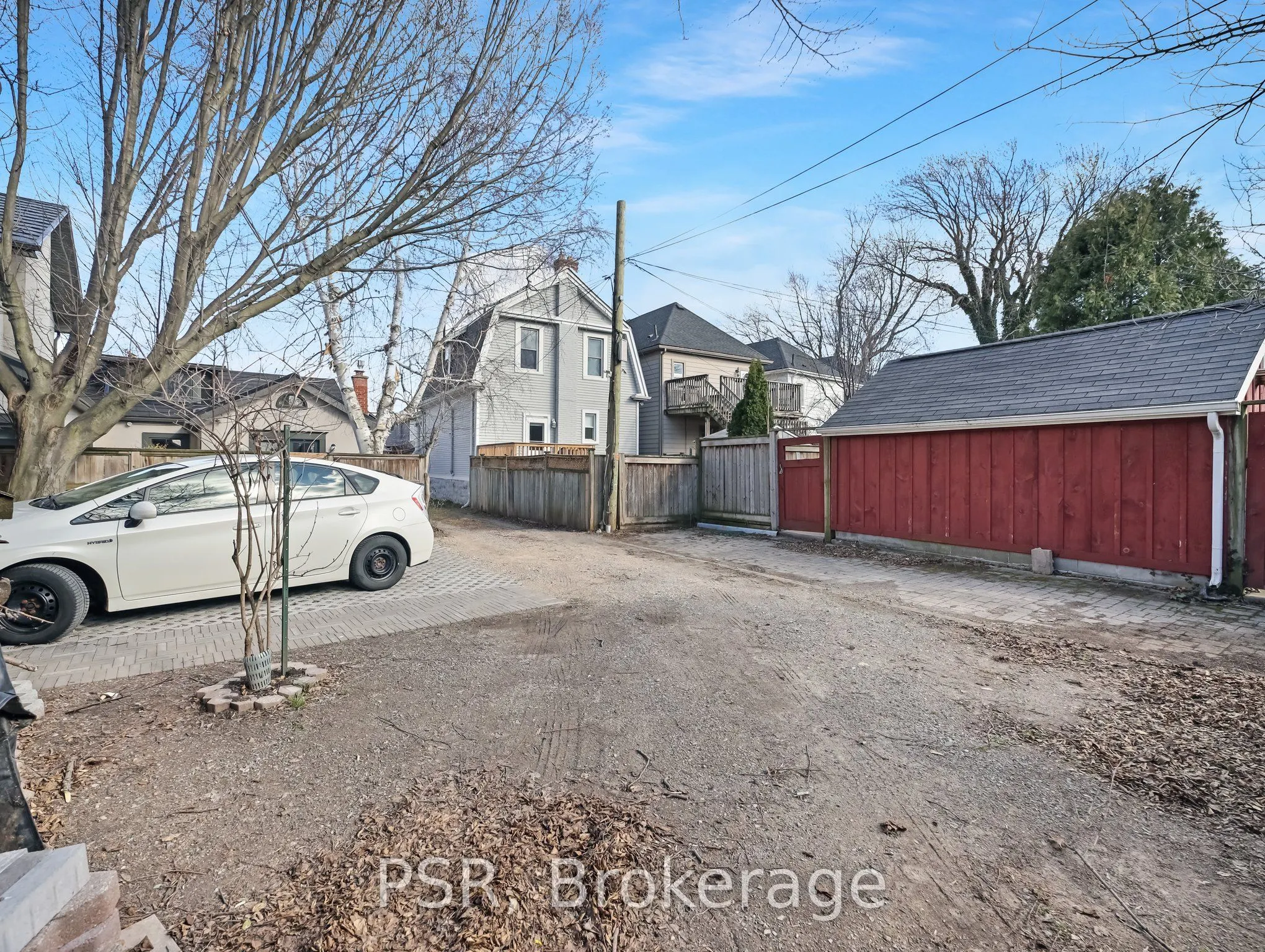 80 Ferrie Street W