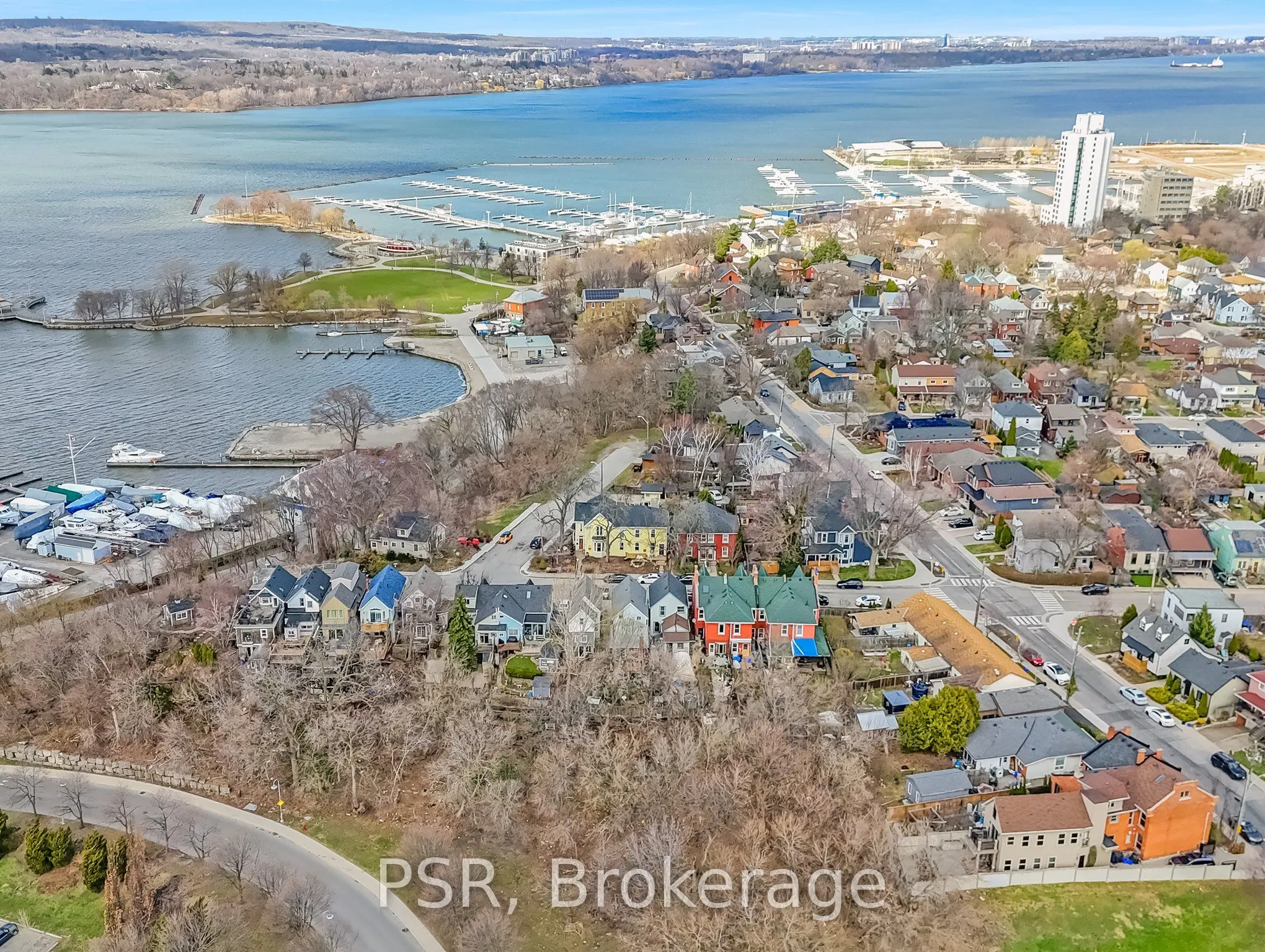 80 Ferrie Street W