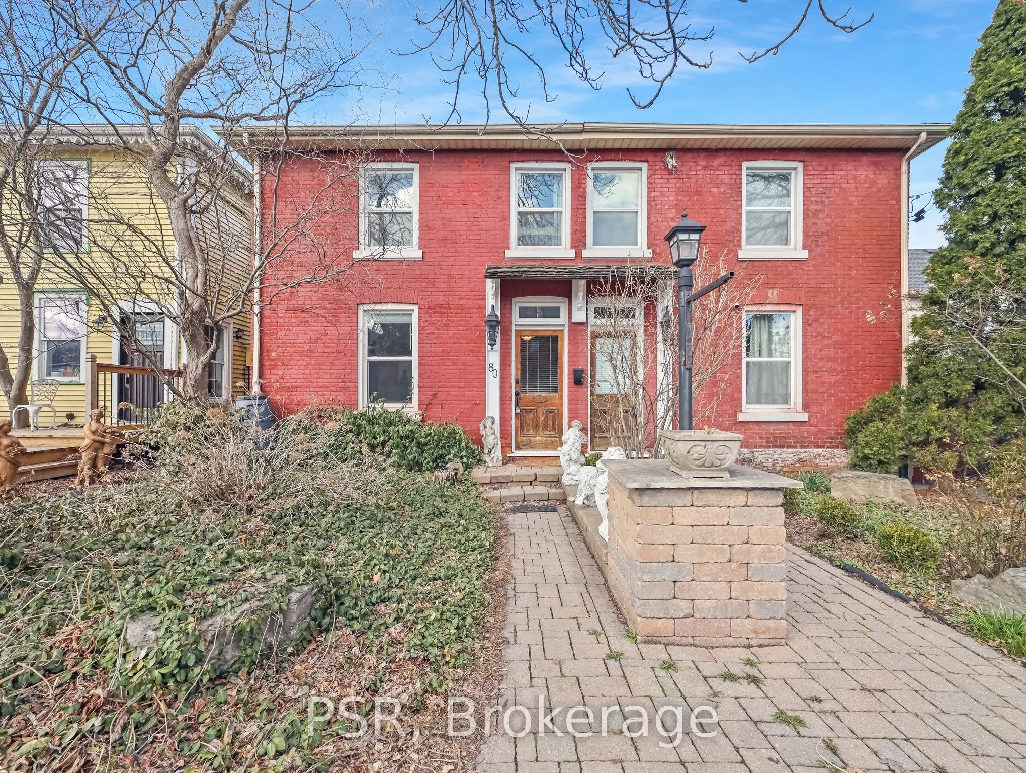 80 Ferrie Street W