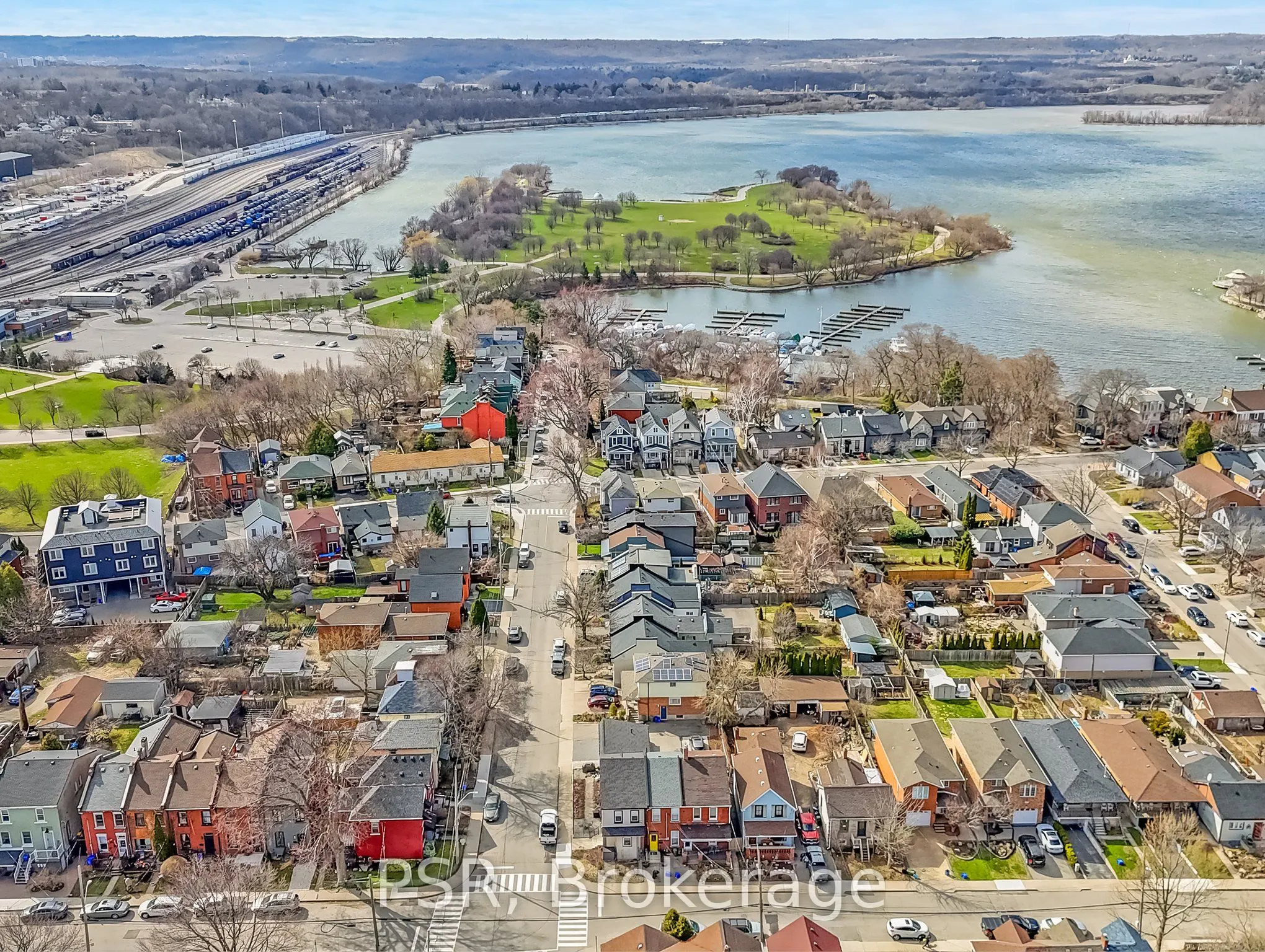 80 Ferrie Street W
