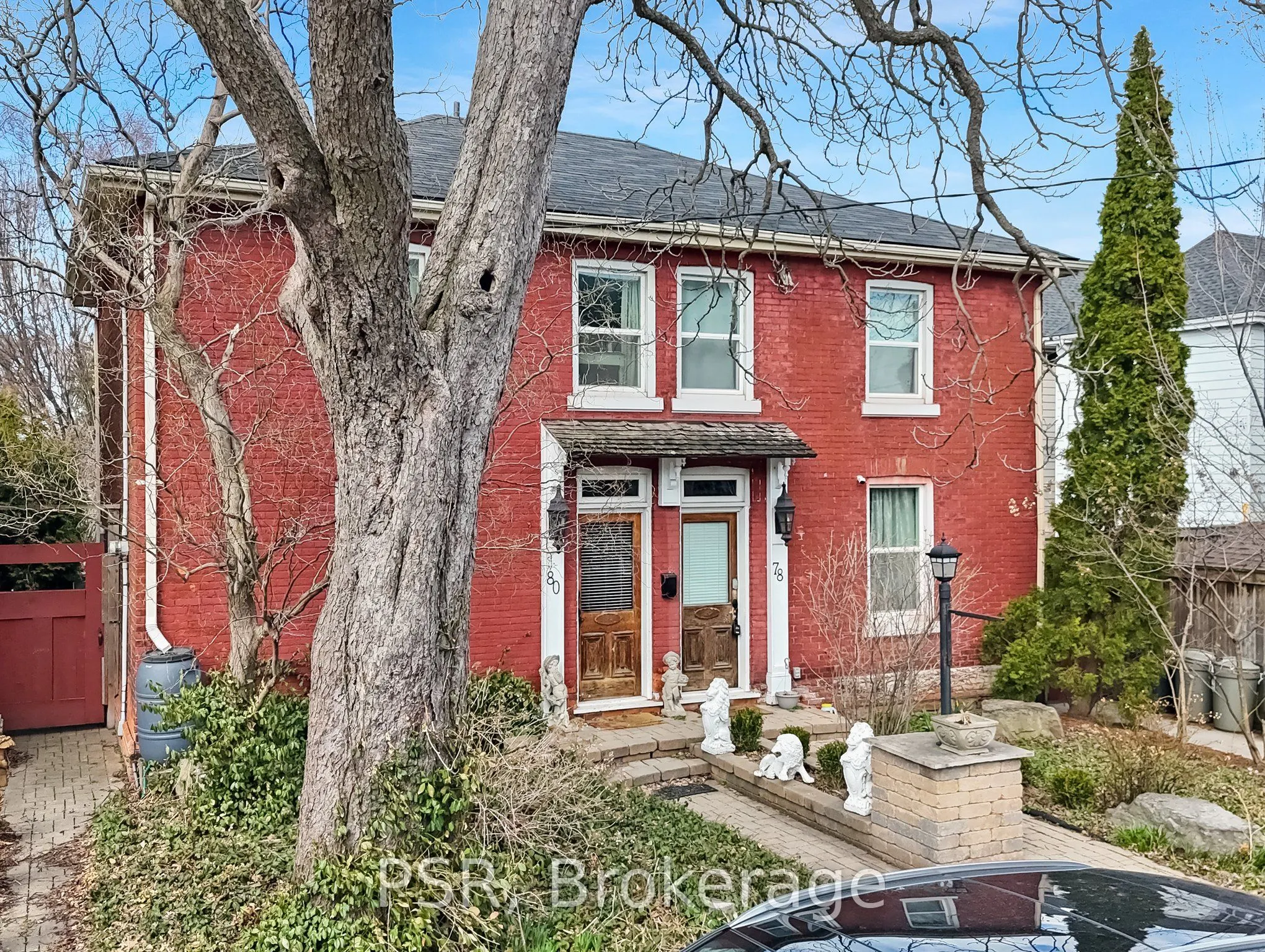 80 Ferrie Street W