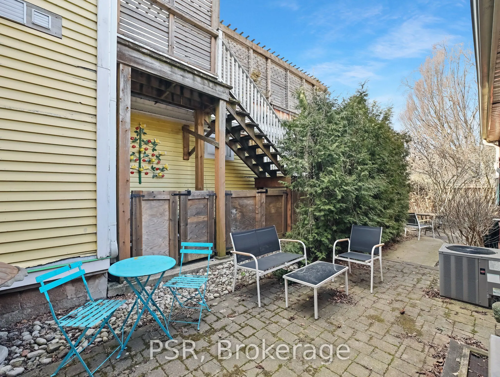 80 Ferrie Street W