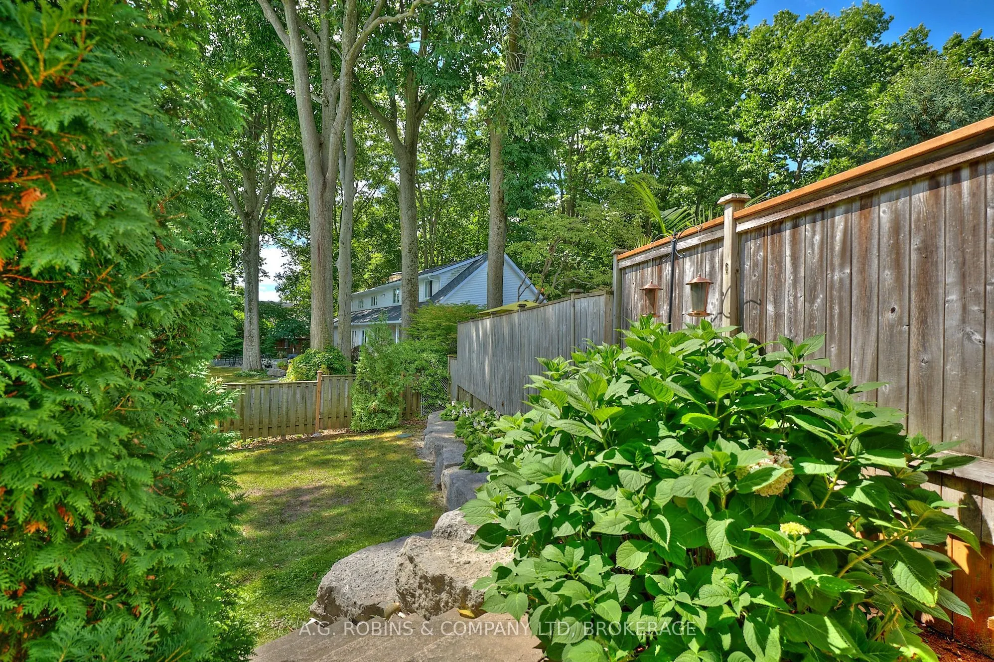 9 Terrace Heights Court