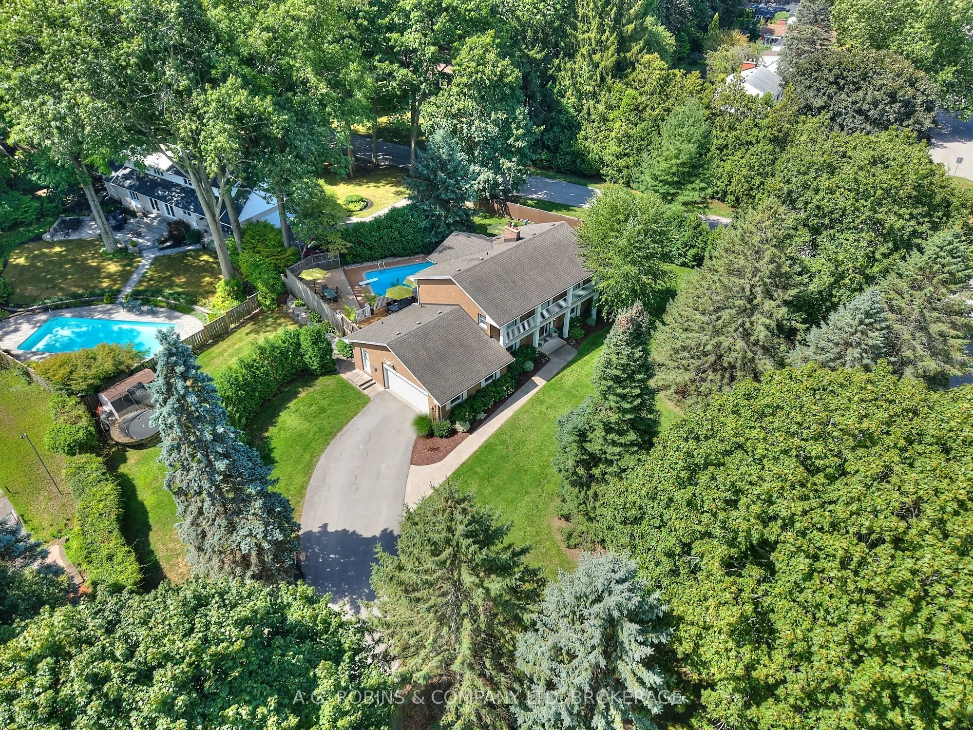 9 Terrace Heights Court