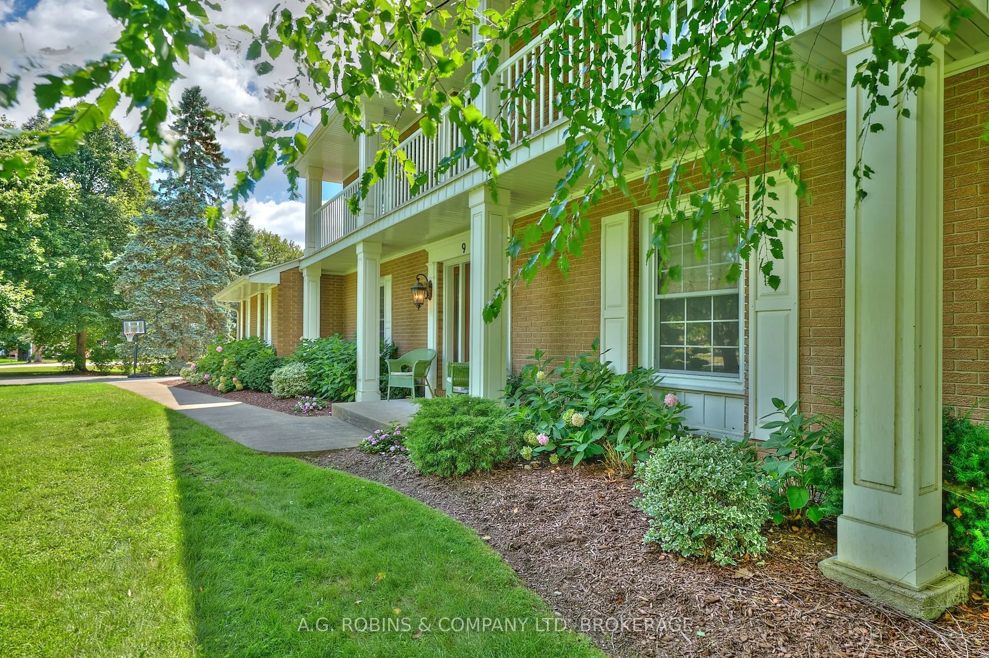 9 Terrace Heights Court