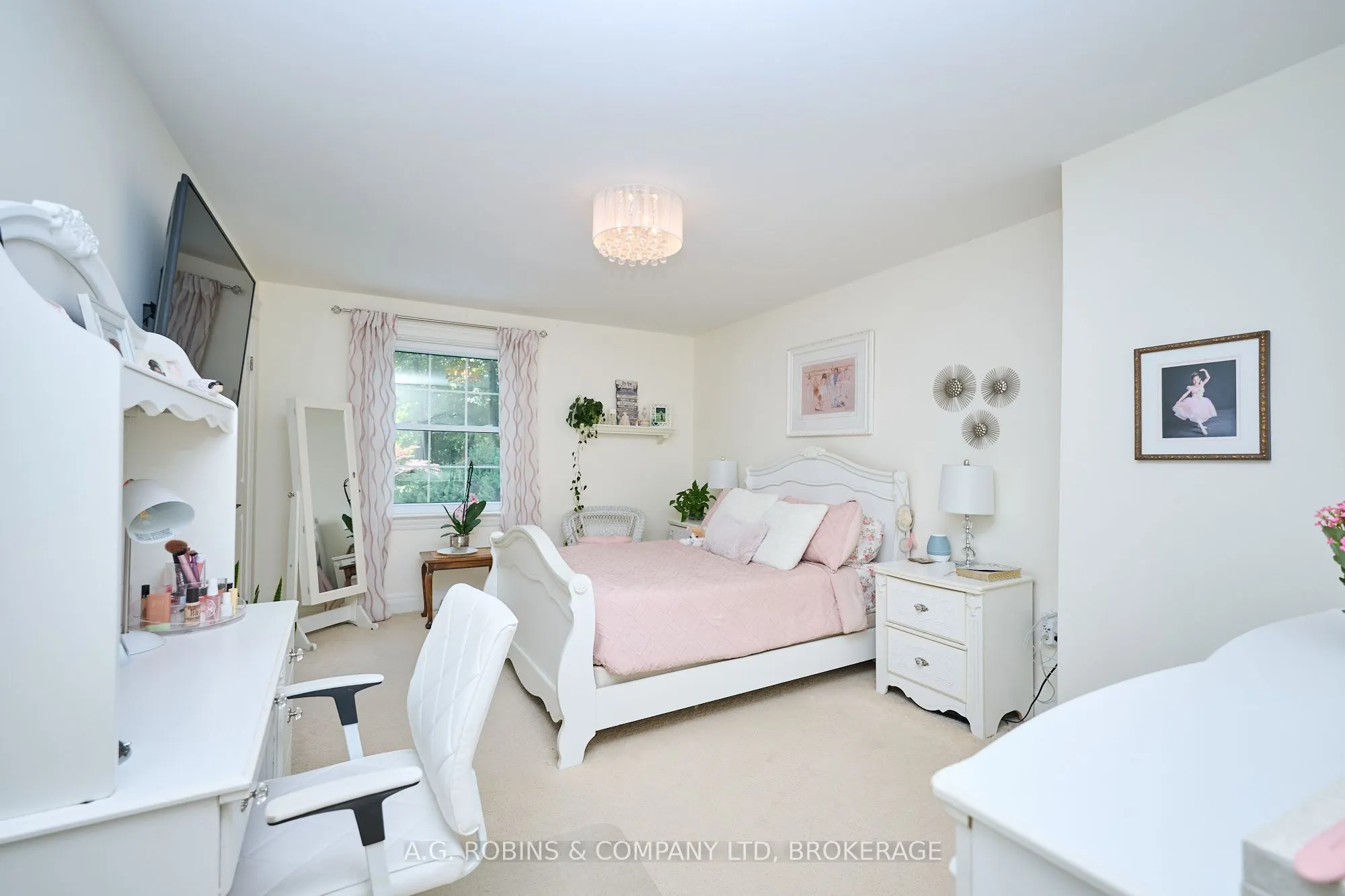 9 Terrace Heights Court