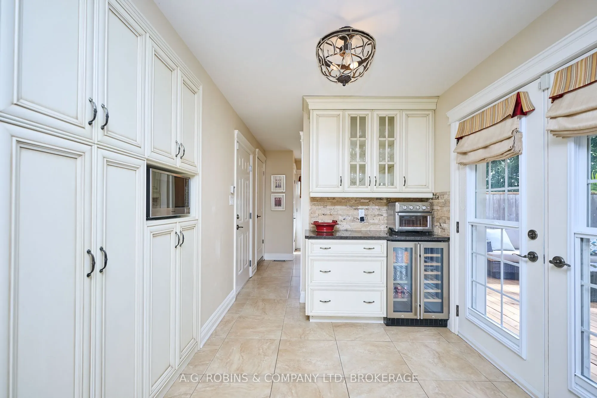 9 Terrace Heights Court