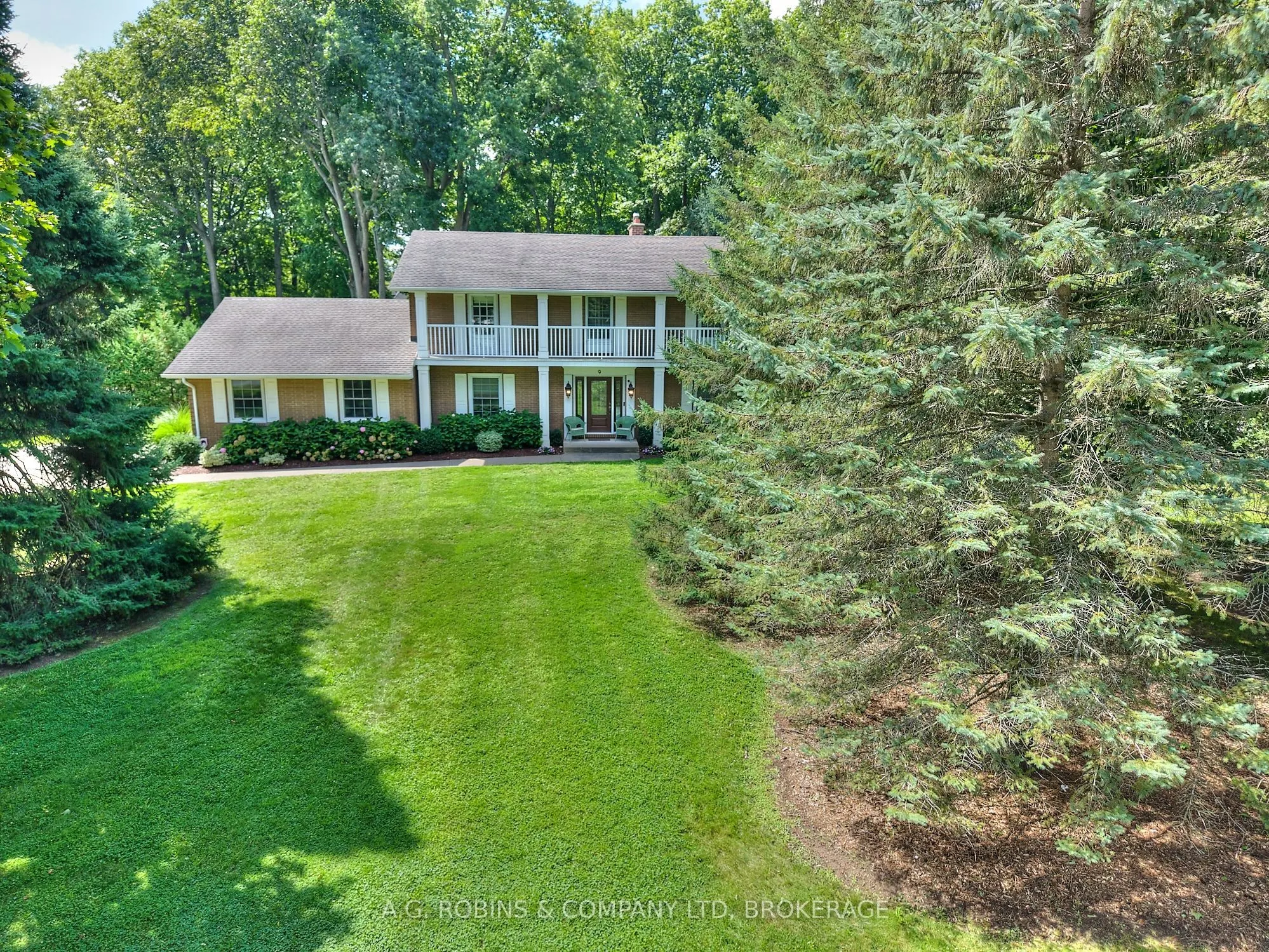 9 Terrace Heights Court