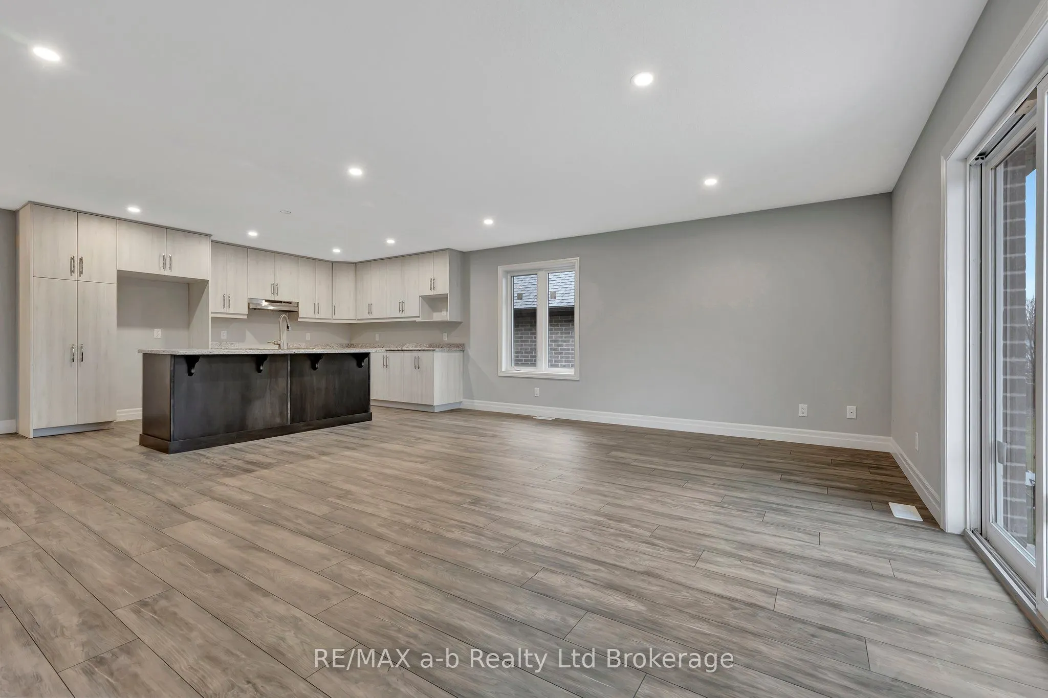 129 Lossing Drive