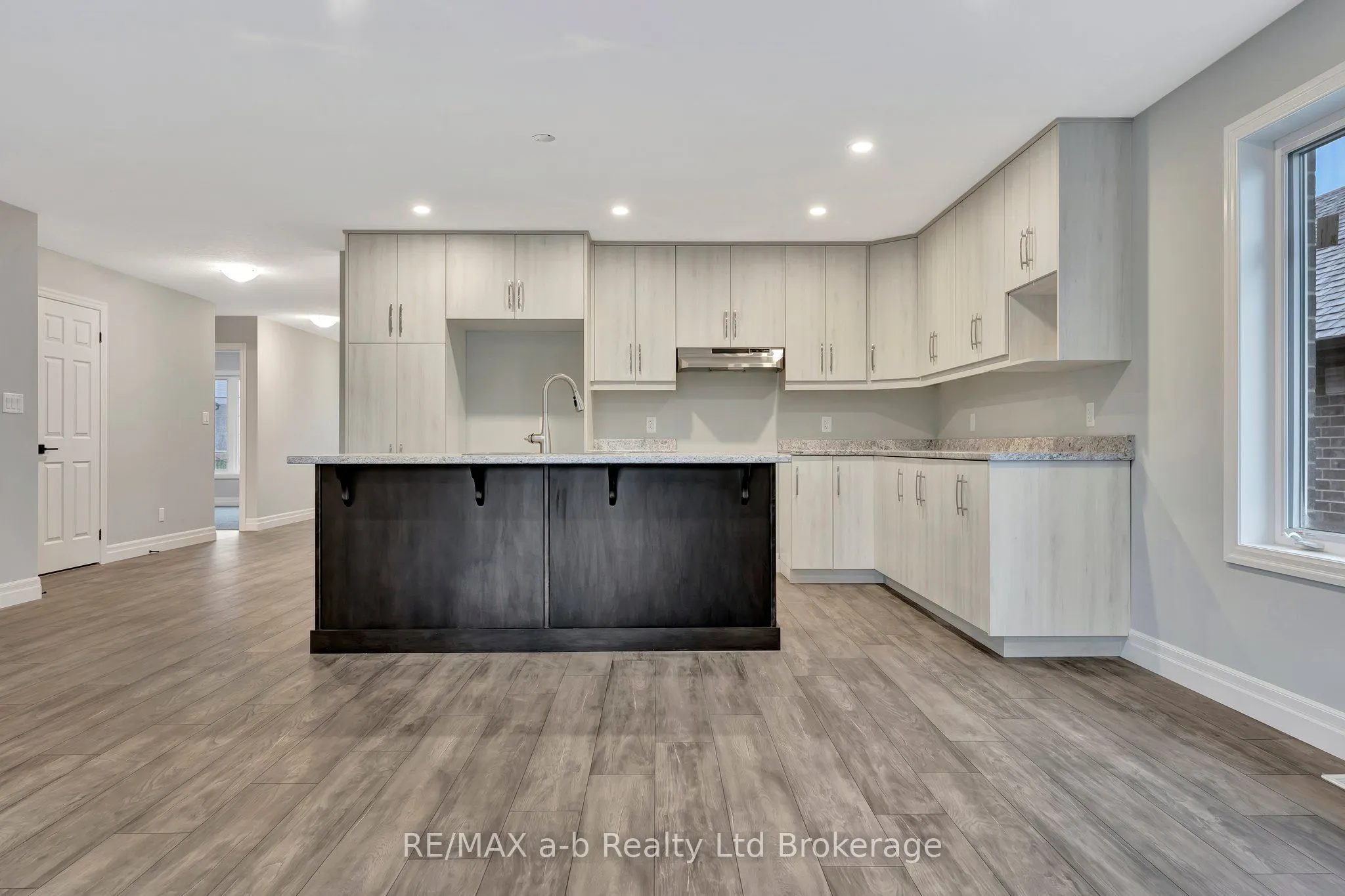 129 Lossing Drive