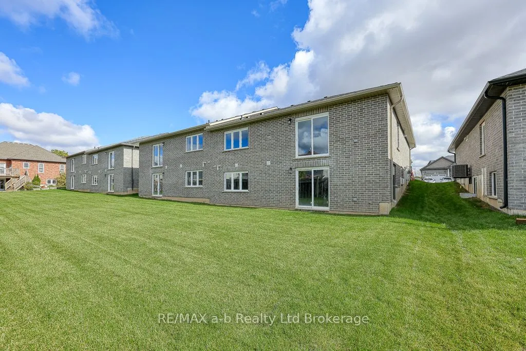 129 Lossing Drive