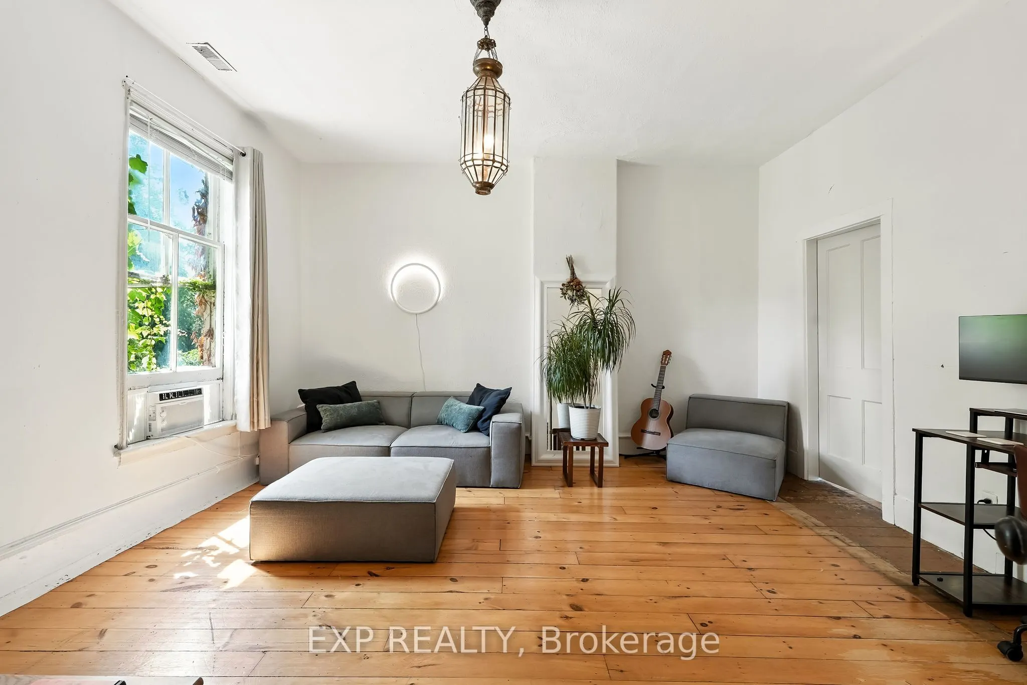 91 Mill Street N, #B