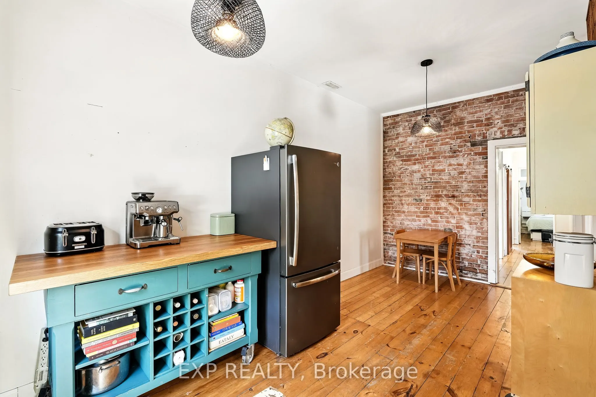 91 Mill Street N, #B
