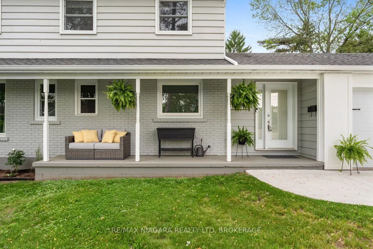 18 Rosemount Avenue