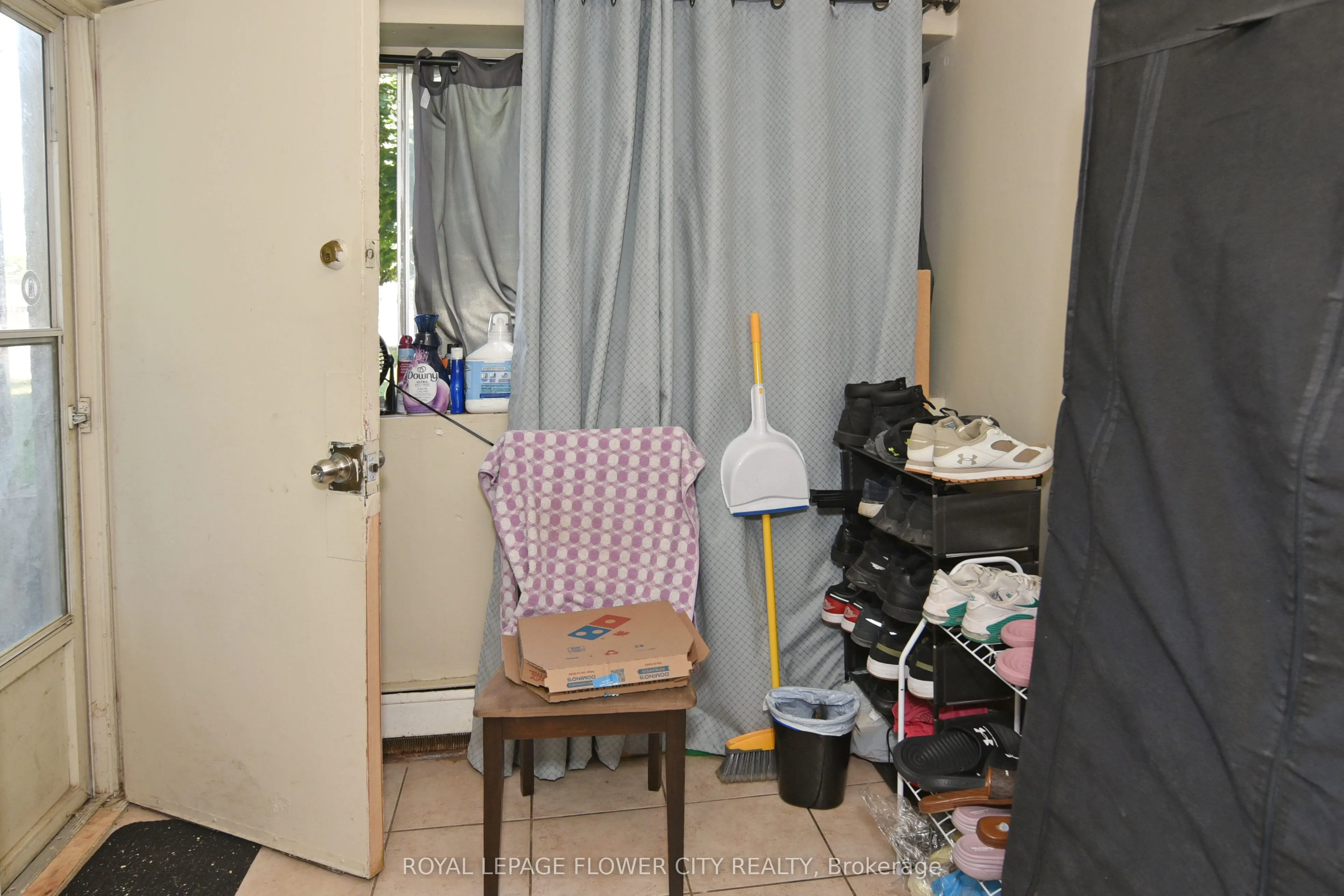 1176 Hamilton Road, #105