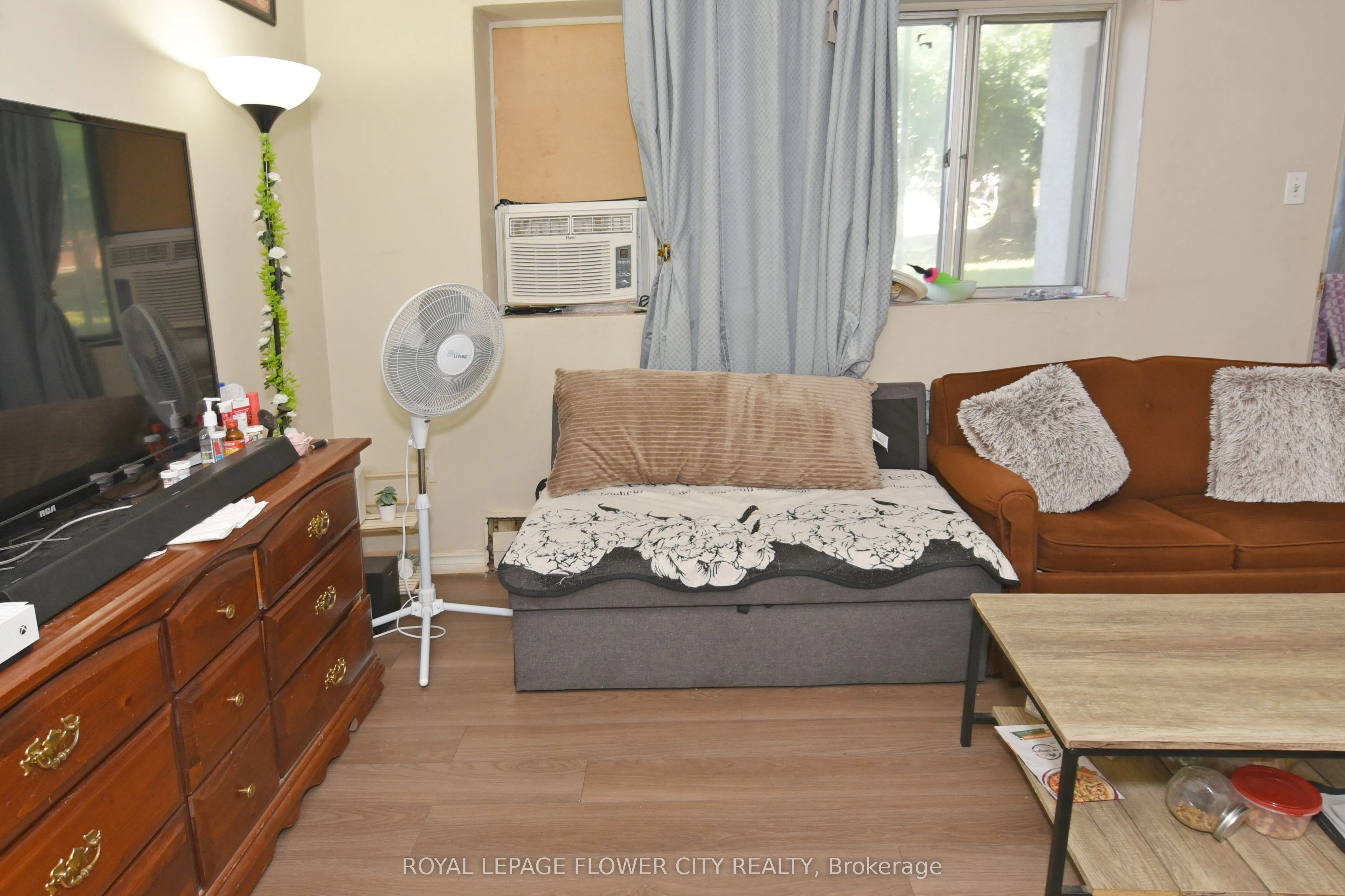 1176 Hamilton Road, #105