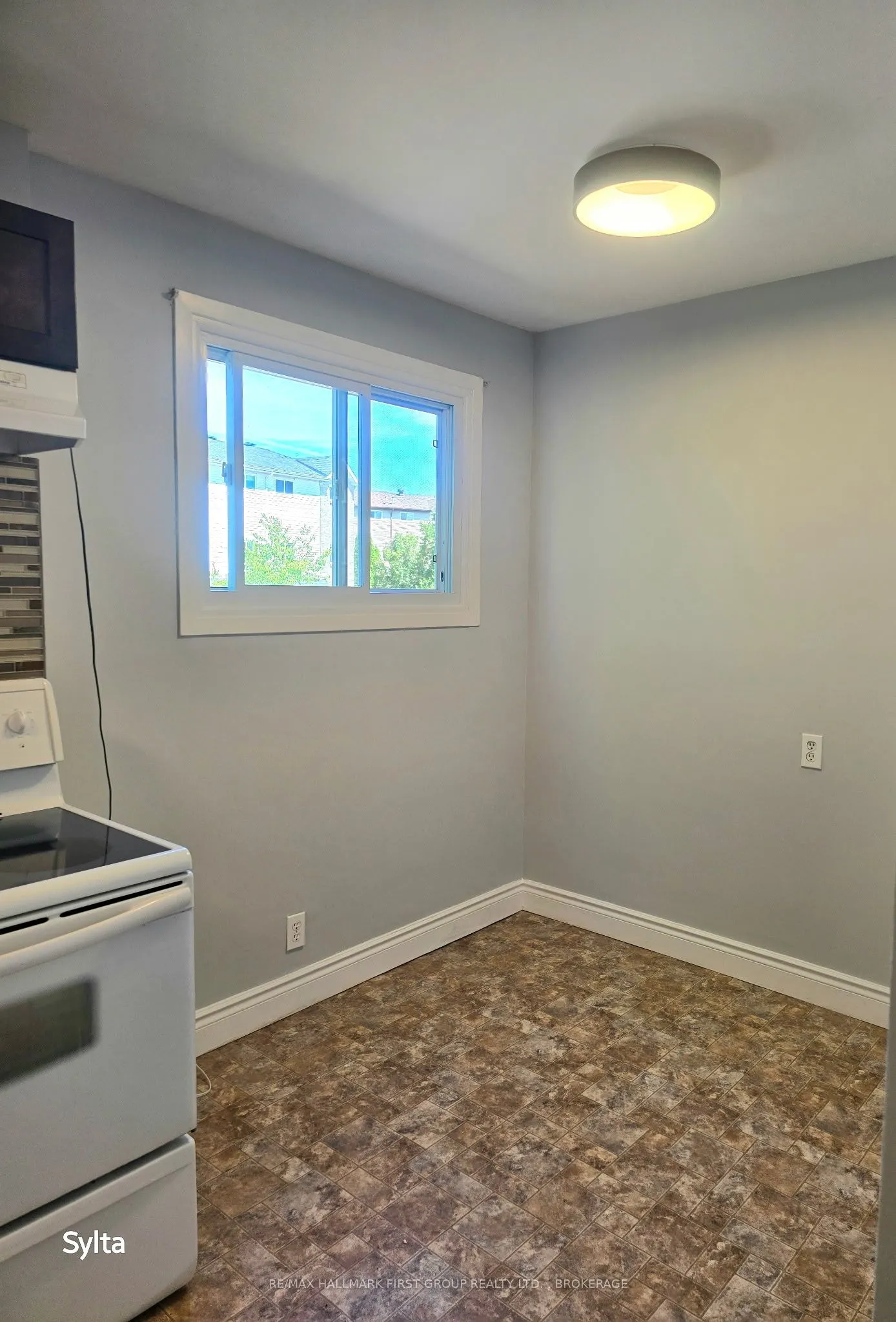 1098 Craig Lane, #152