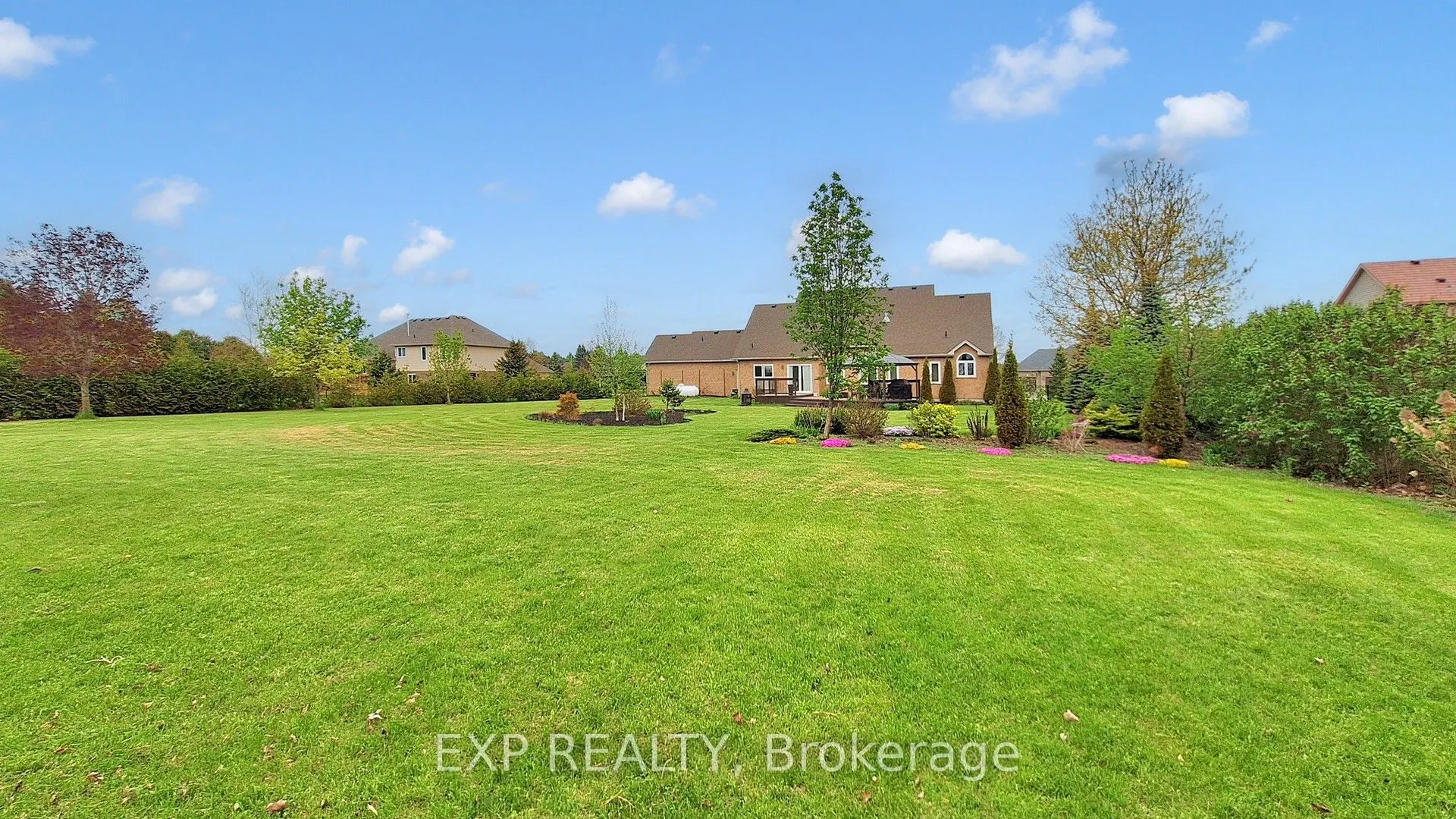 42 Somerville Crescent W