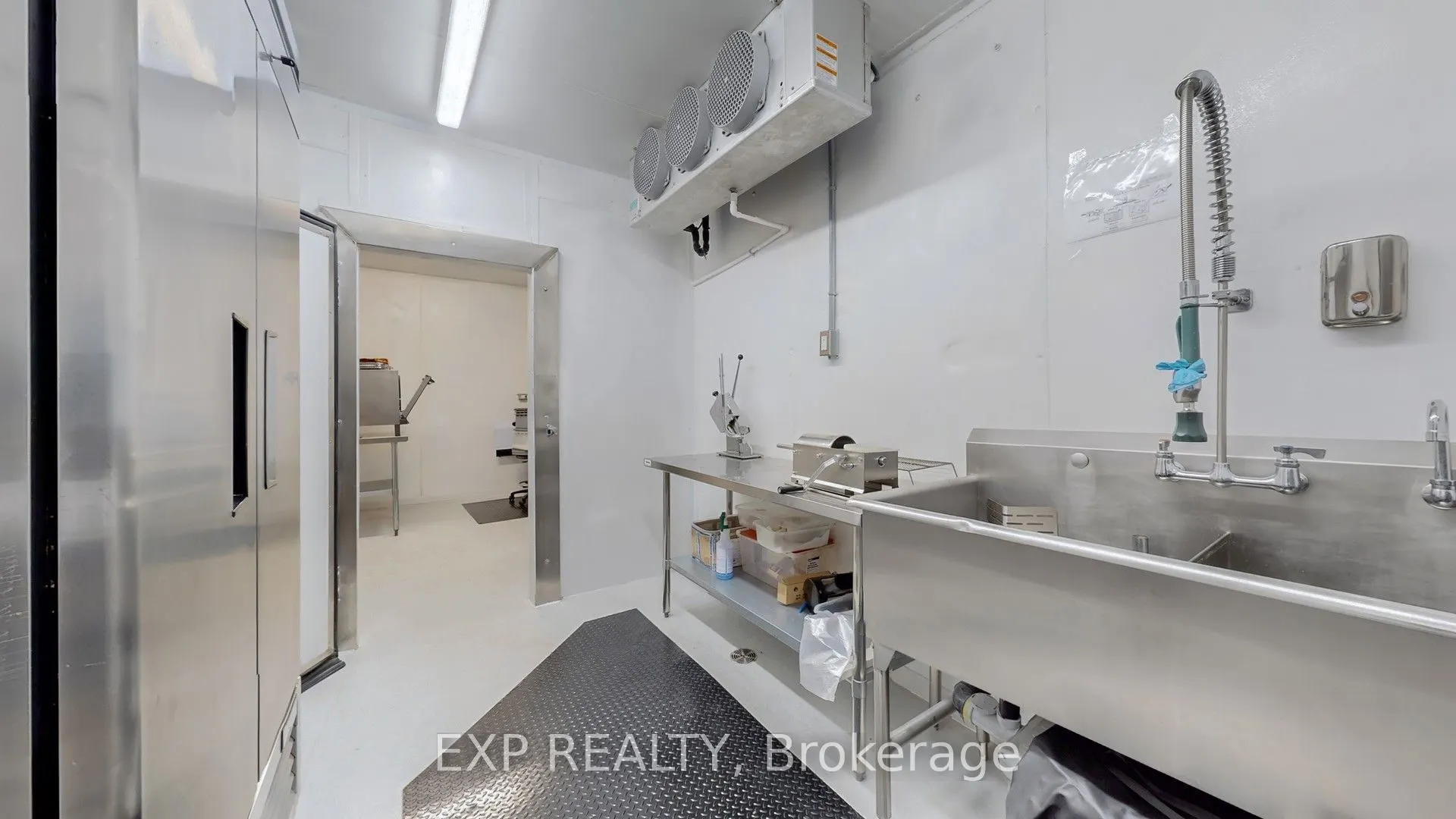 42 Somerville Crescent W