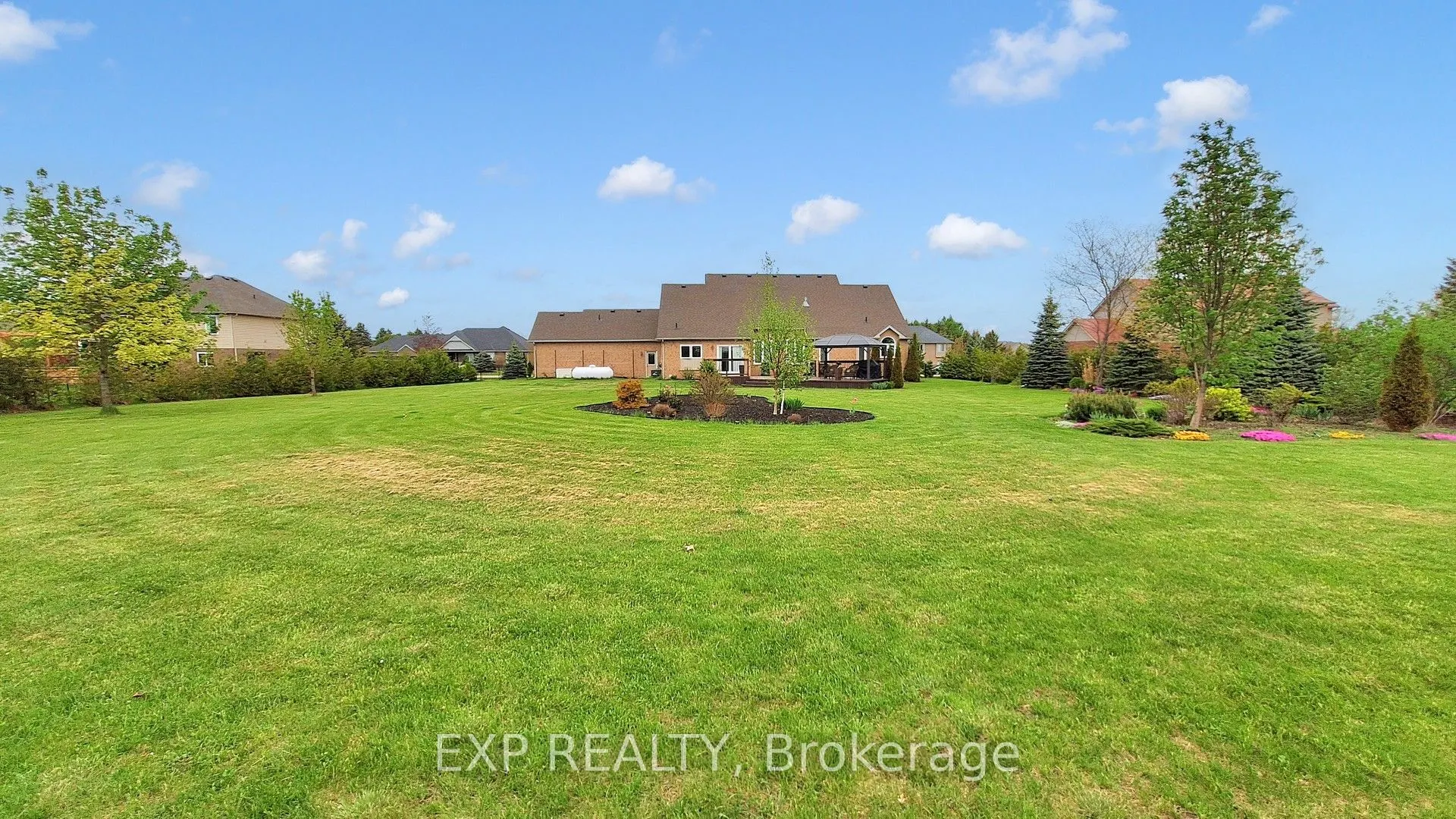 42 Somerville Crescent W
