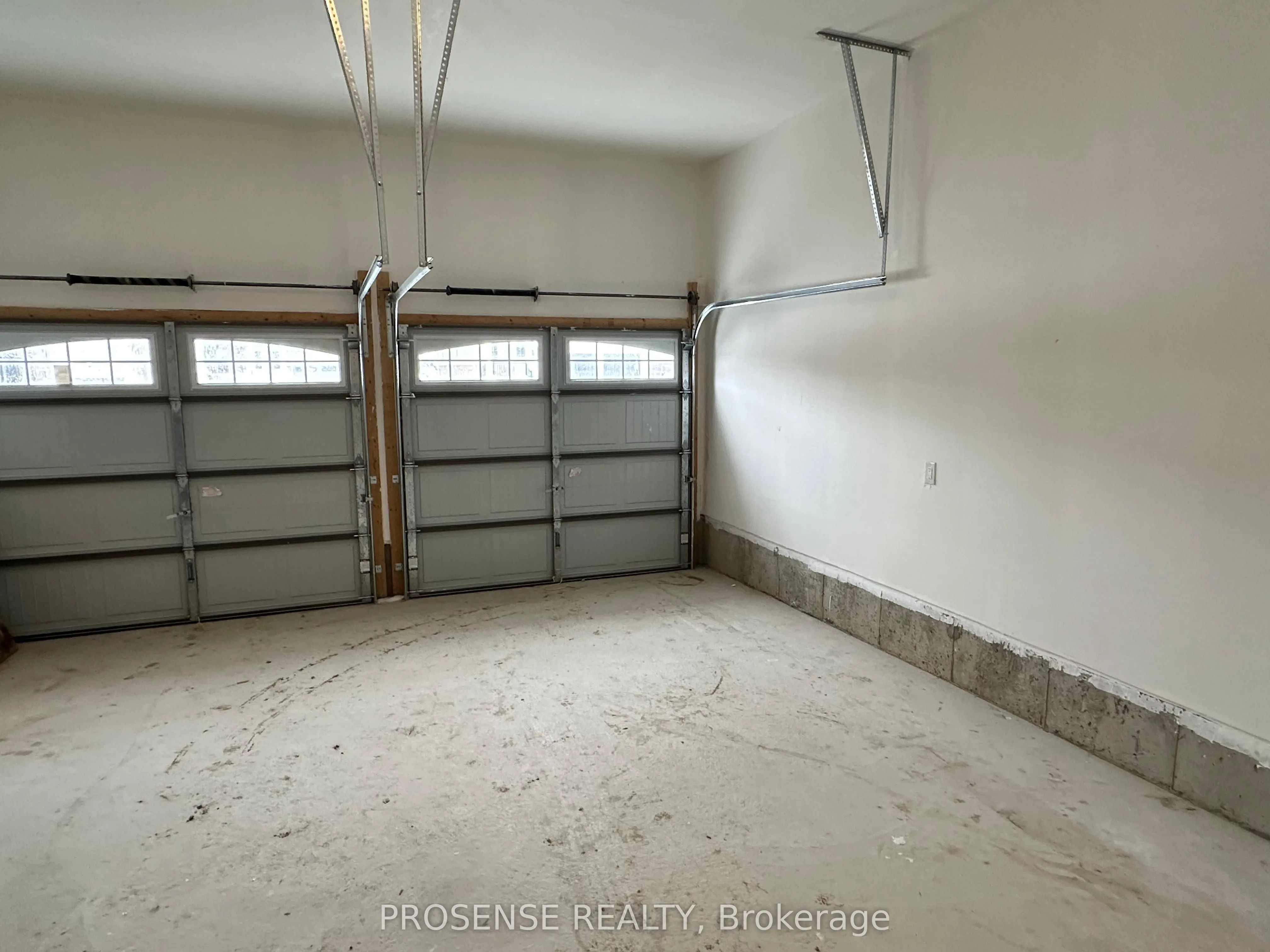5 Aitchison Avenue