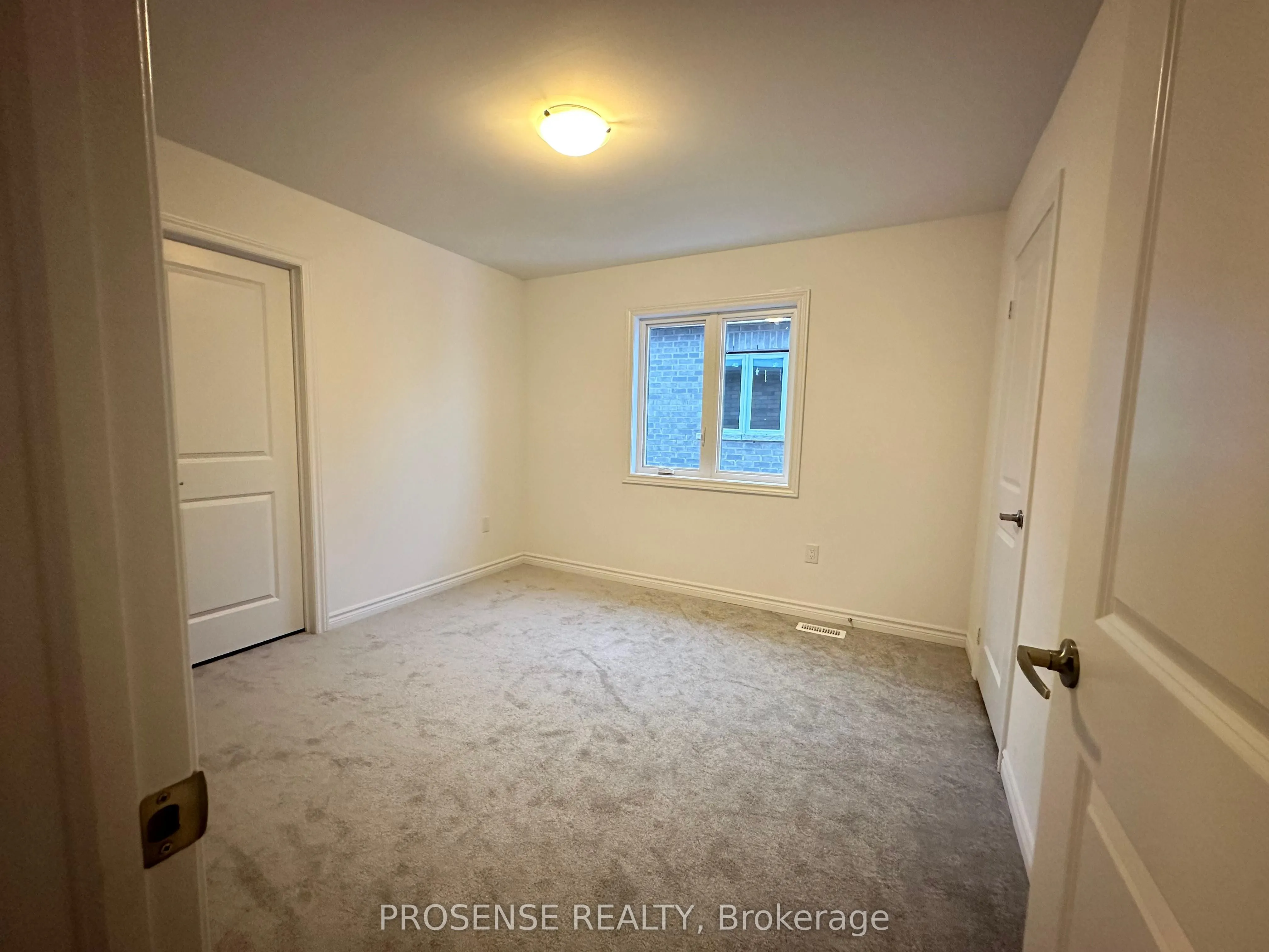 5 Aitchison Avenue