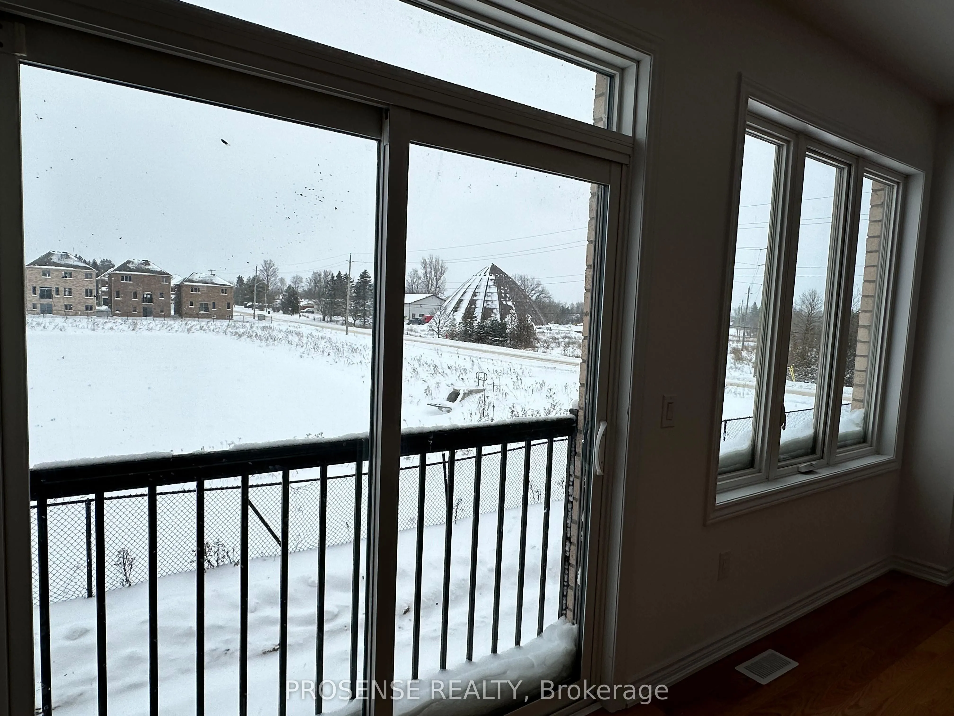 5 Aitchison Avenue