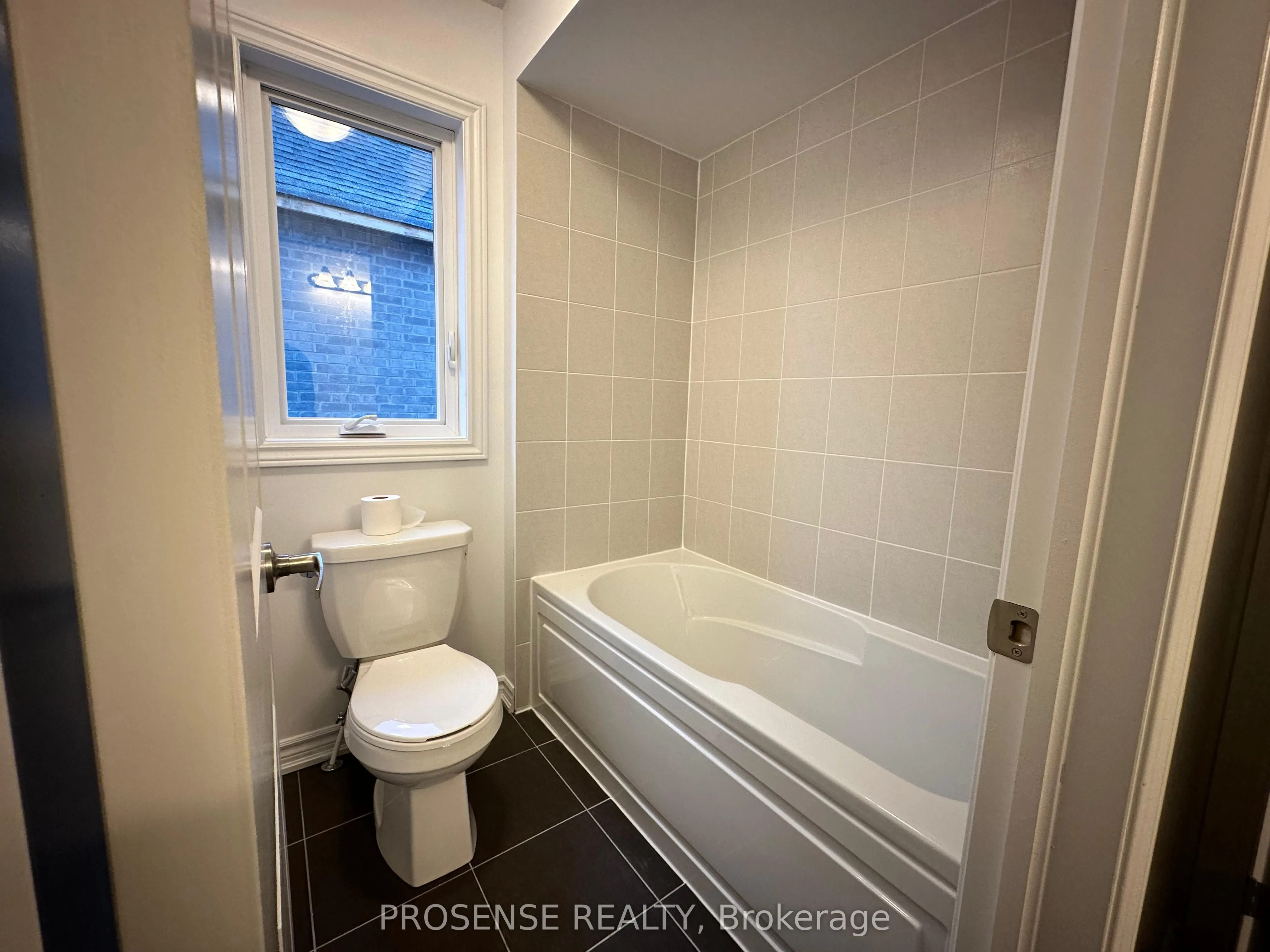 5 Aitchison Avenue