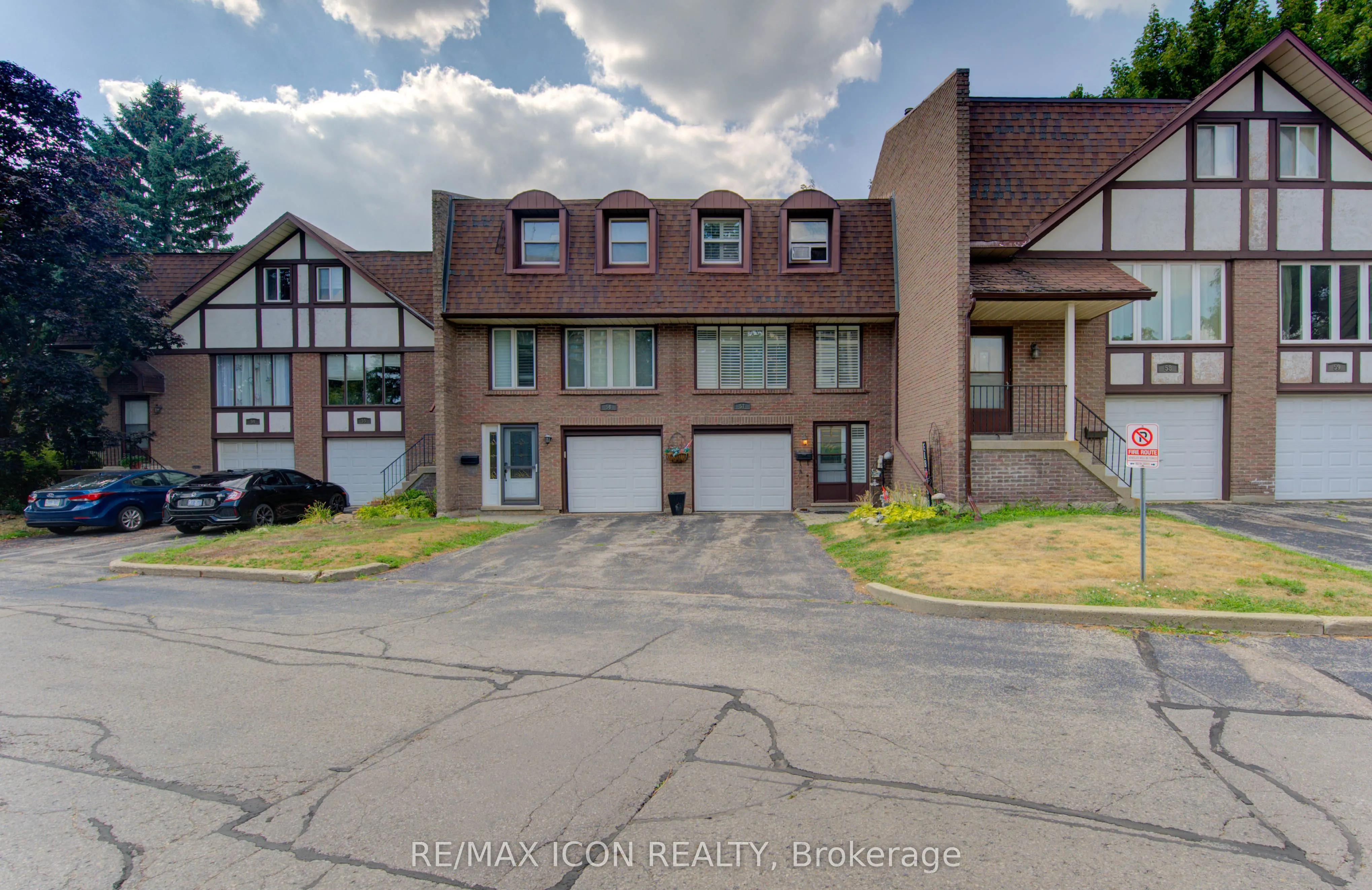 49 Cedarwoods Crescent, #57