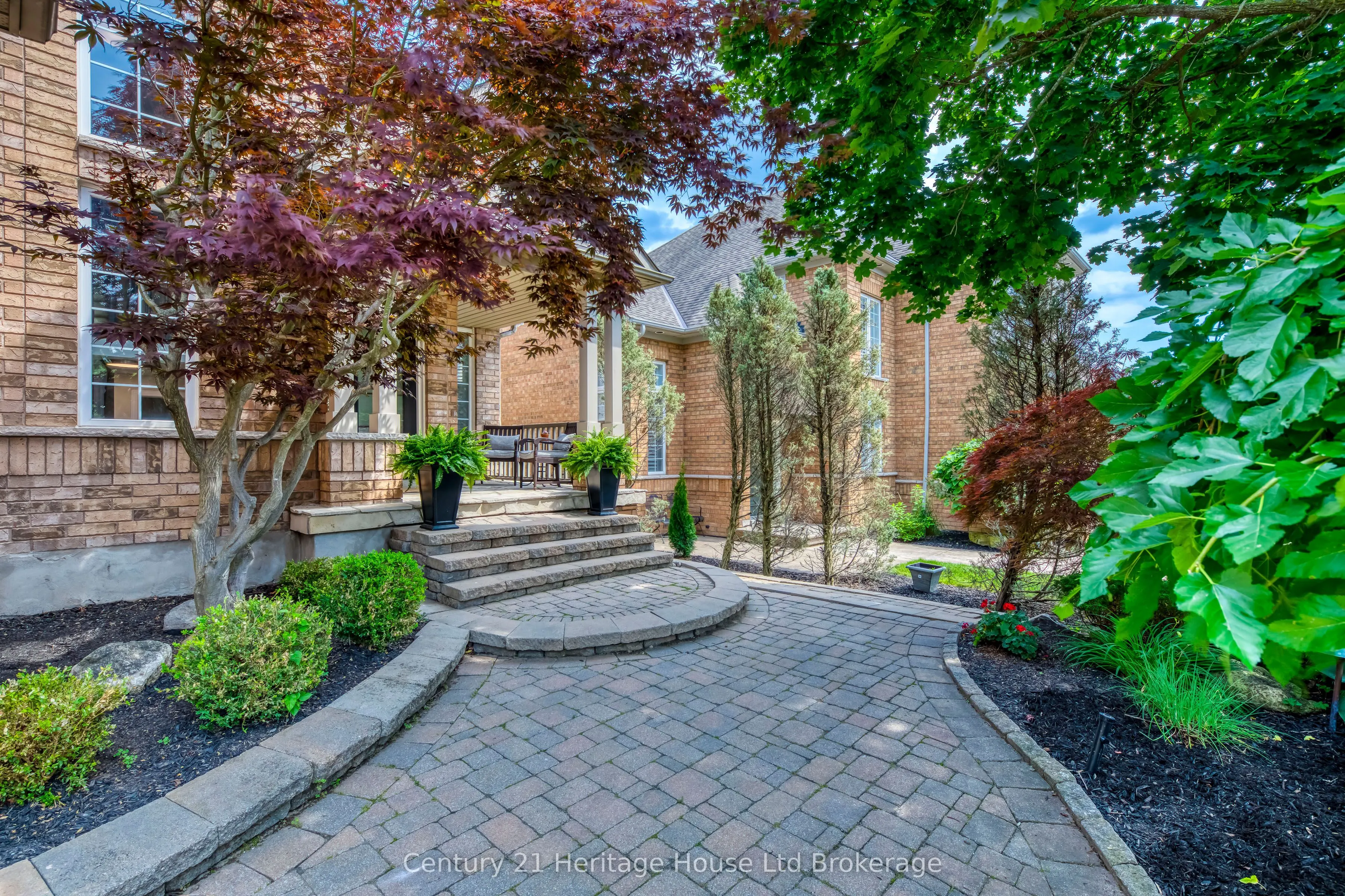 16 Sweetman Drive