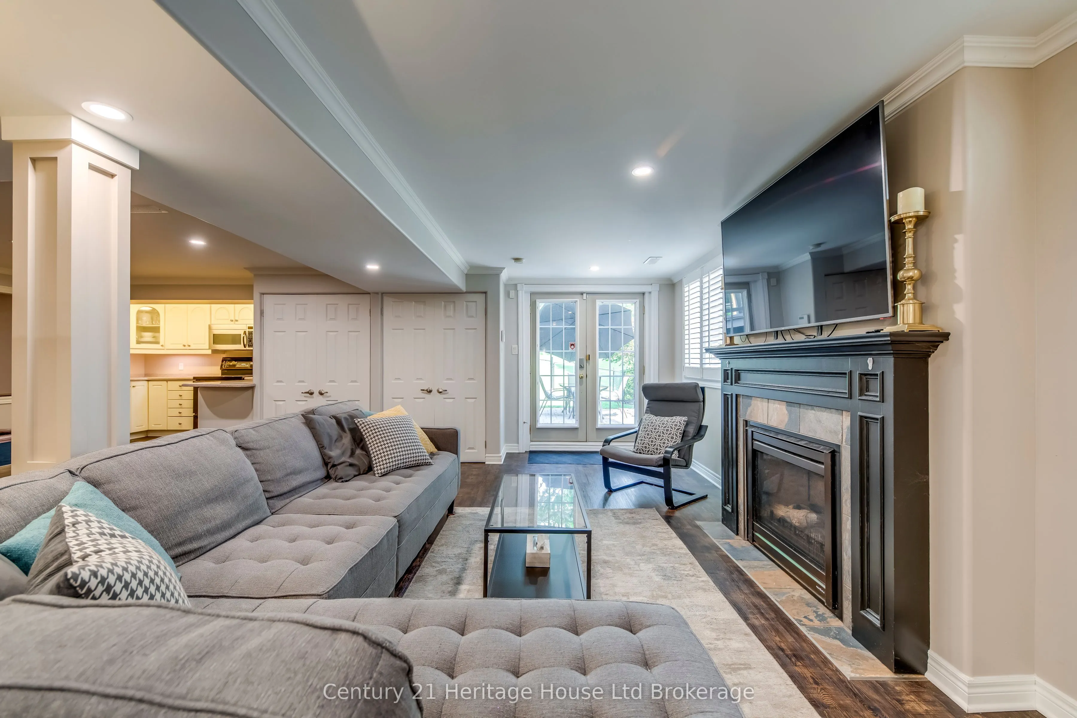 16 Sweetman Drive