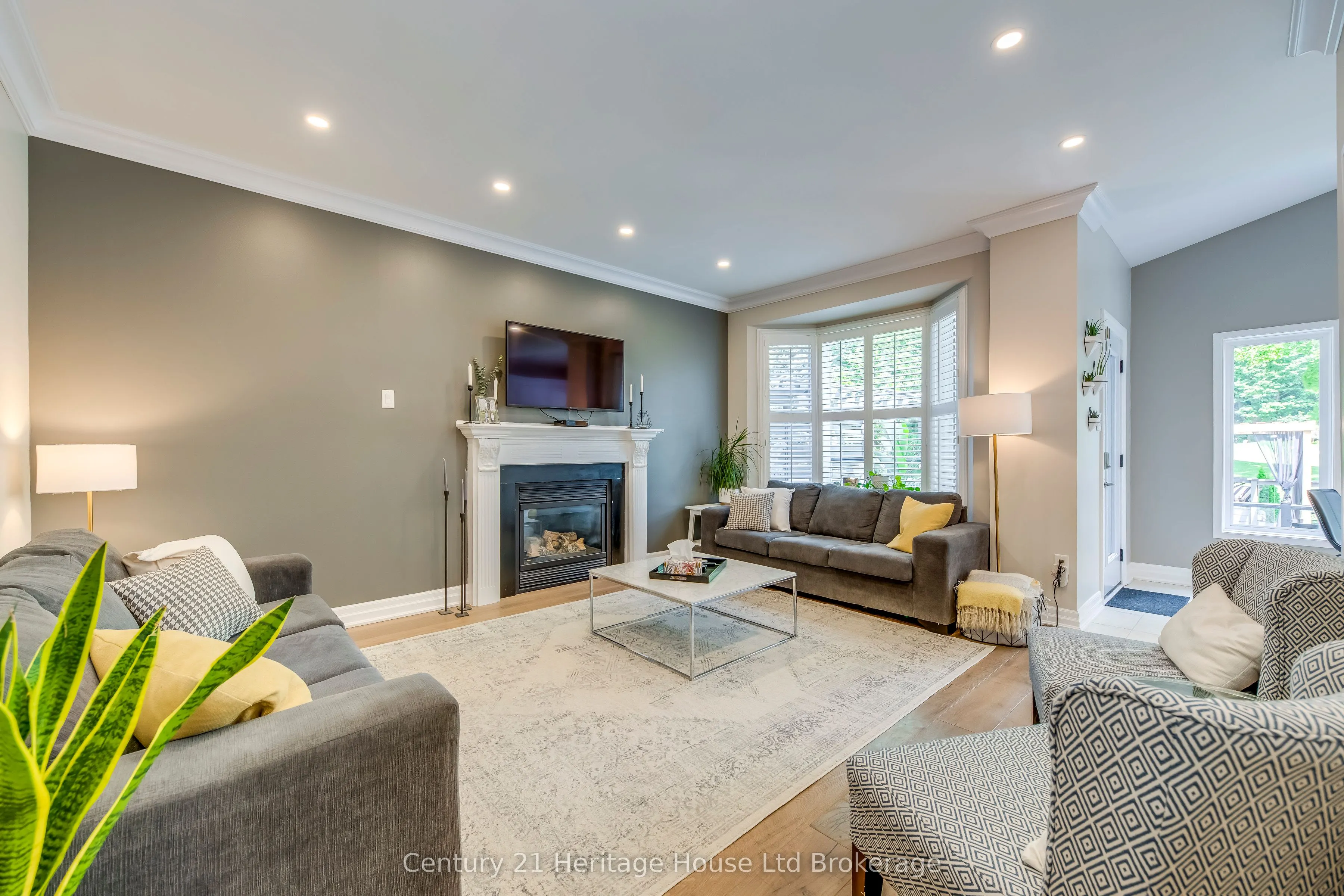 16 Sweetman Drive