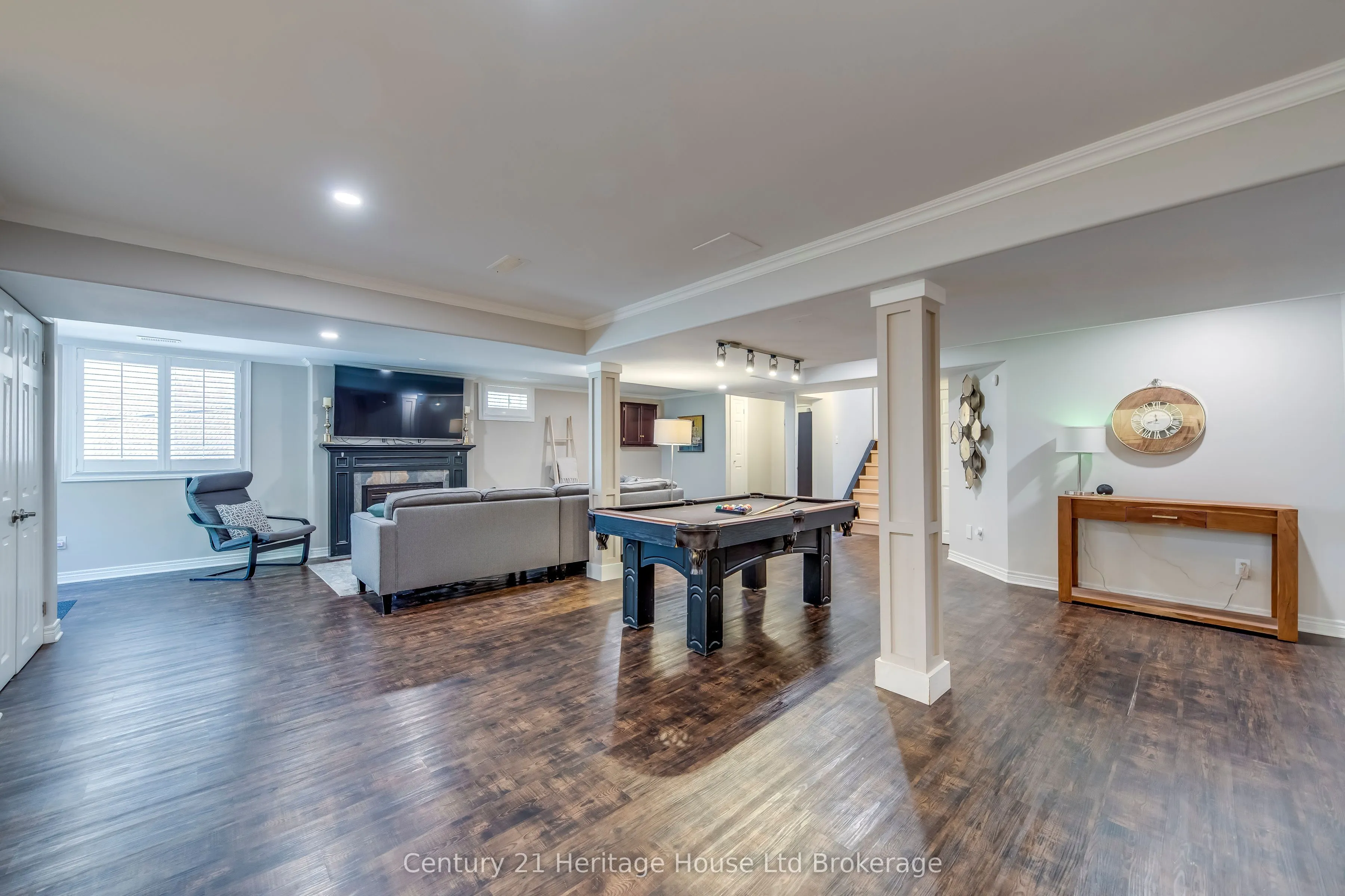 16 Sweetman Drive