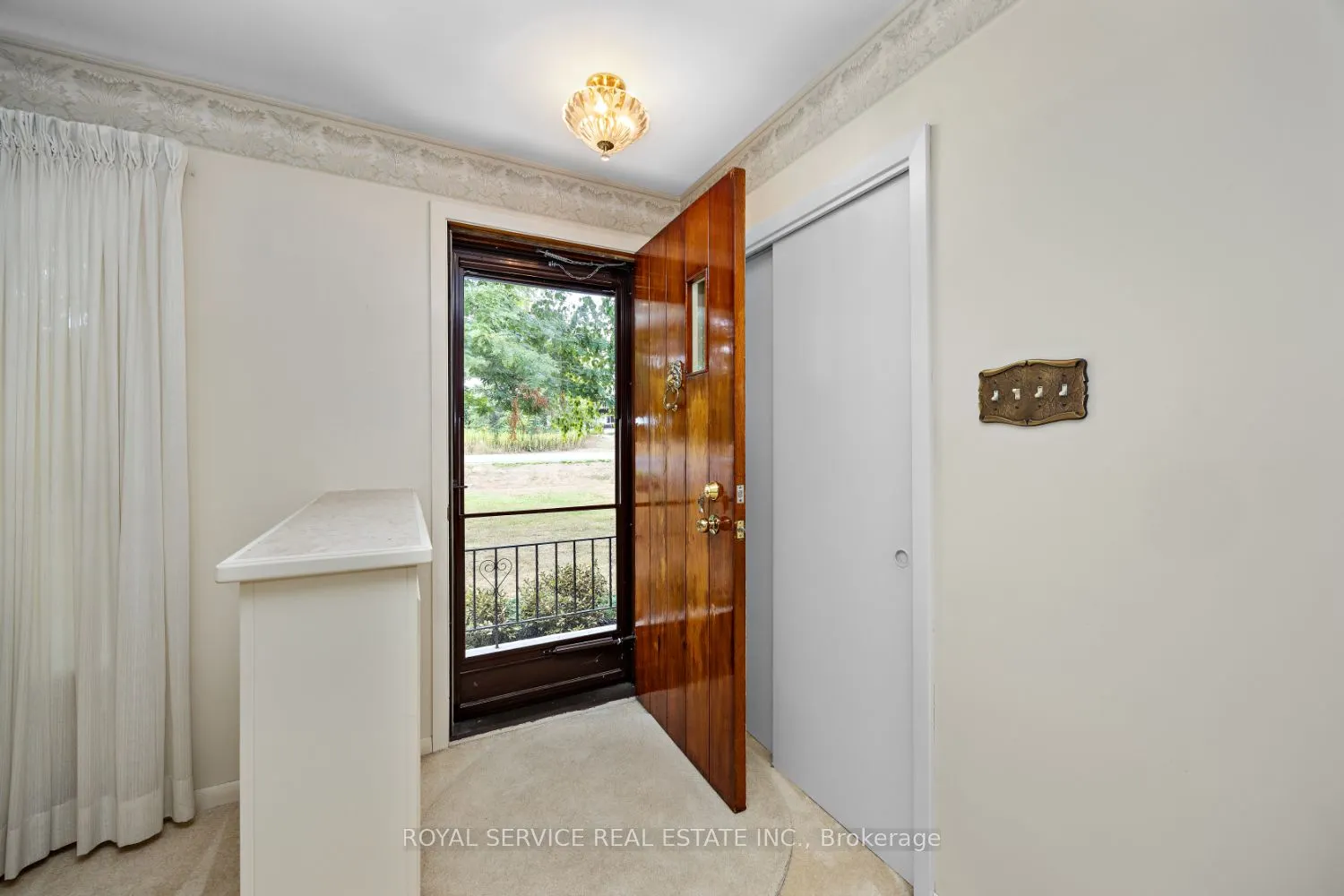 746 Daleview Road