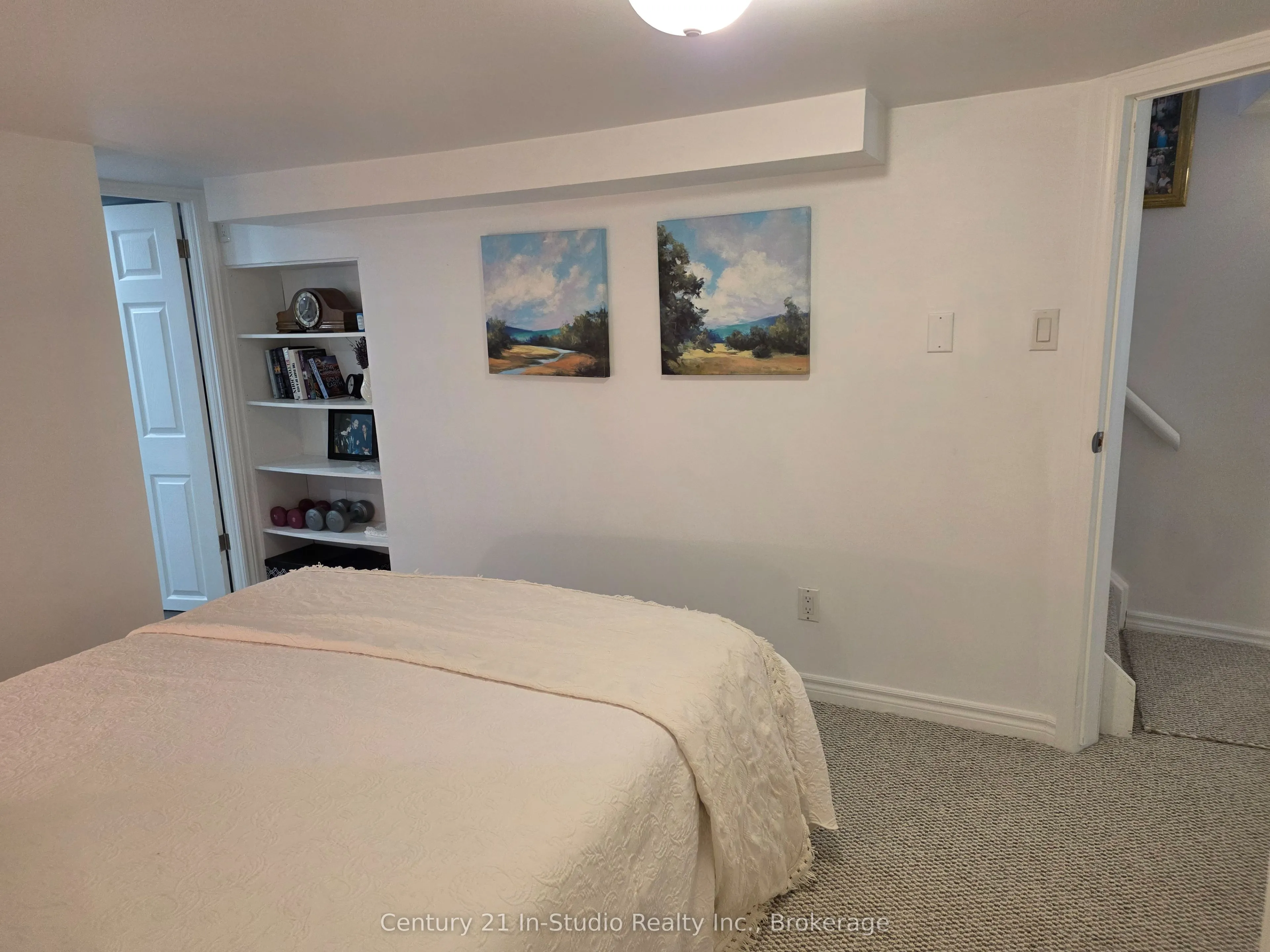 198 Leopold Street S, #2